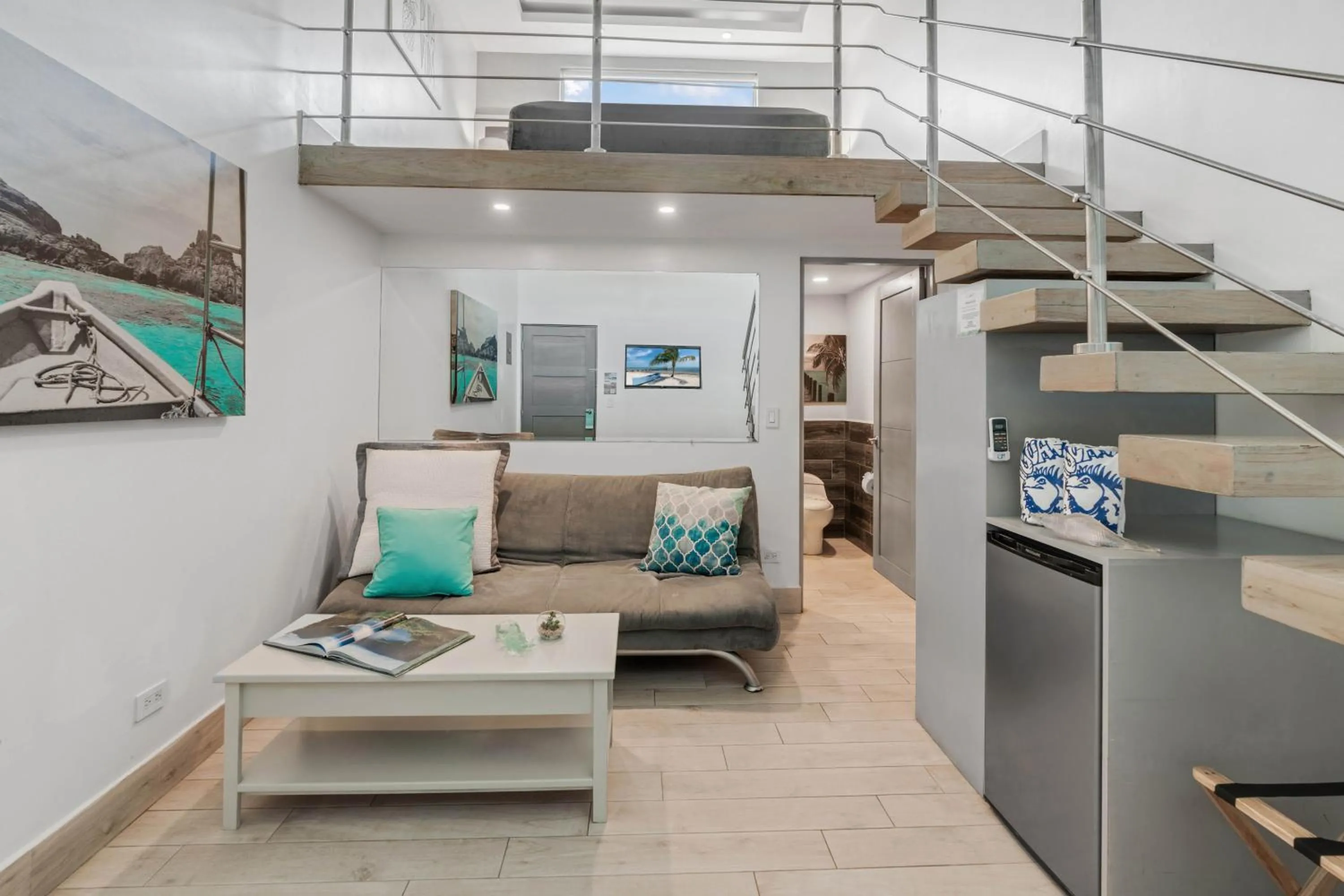 Living room in Iguana Surf Camp