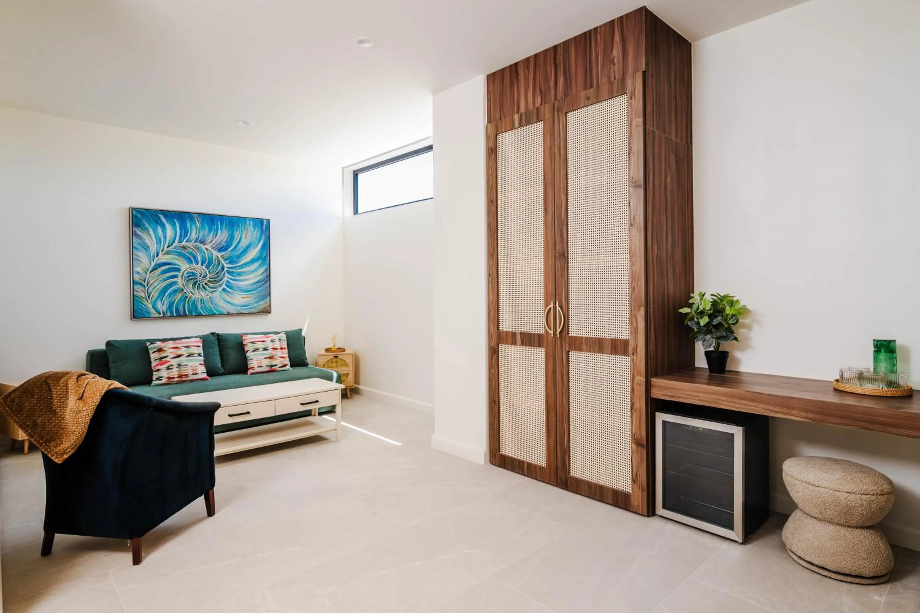 Living room in Iguana Surf Camp
