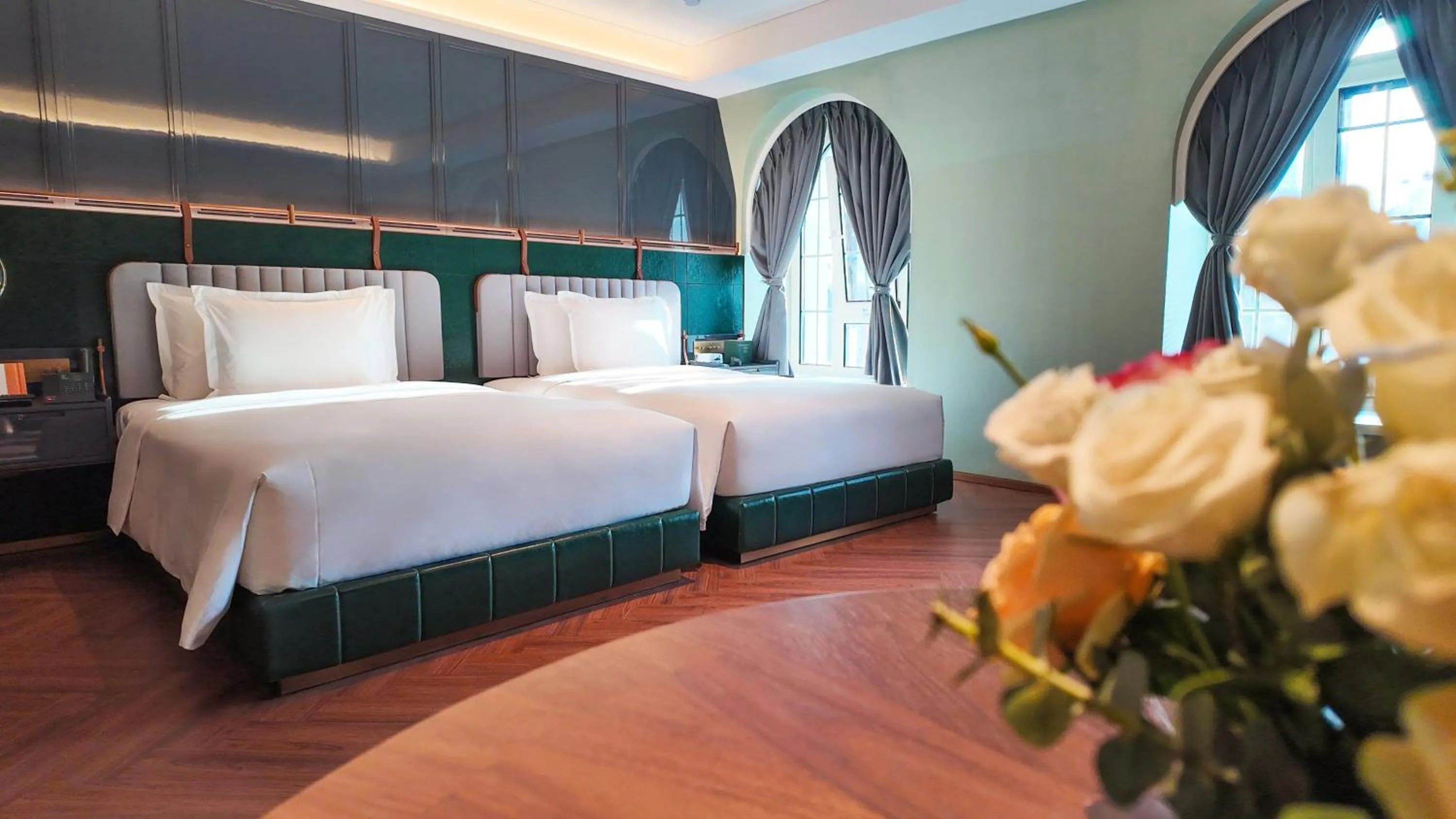 Photo of the whole room, Bed in Hotel Indigo Harbin Central Avenue by IHG