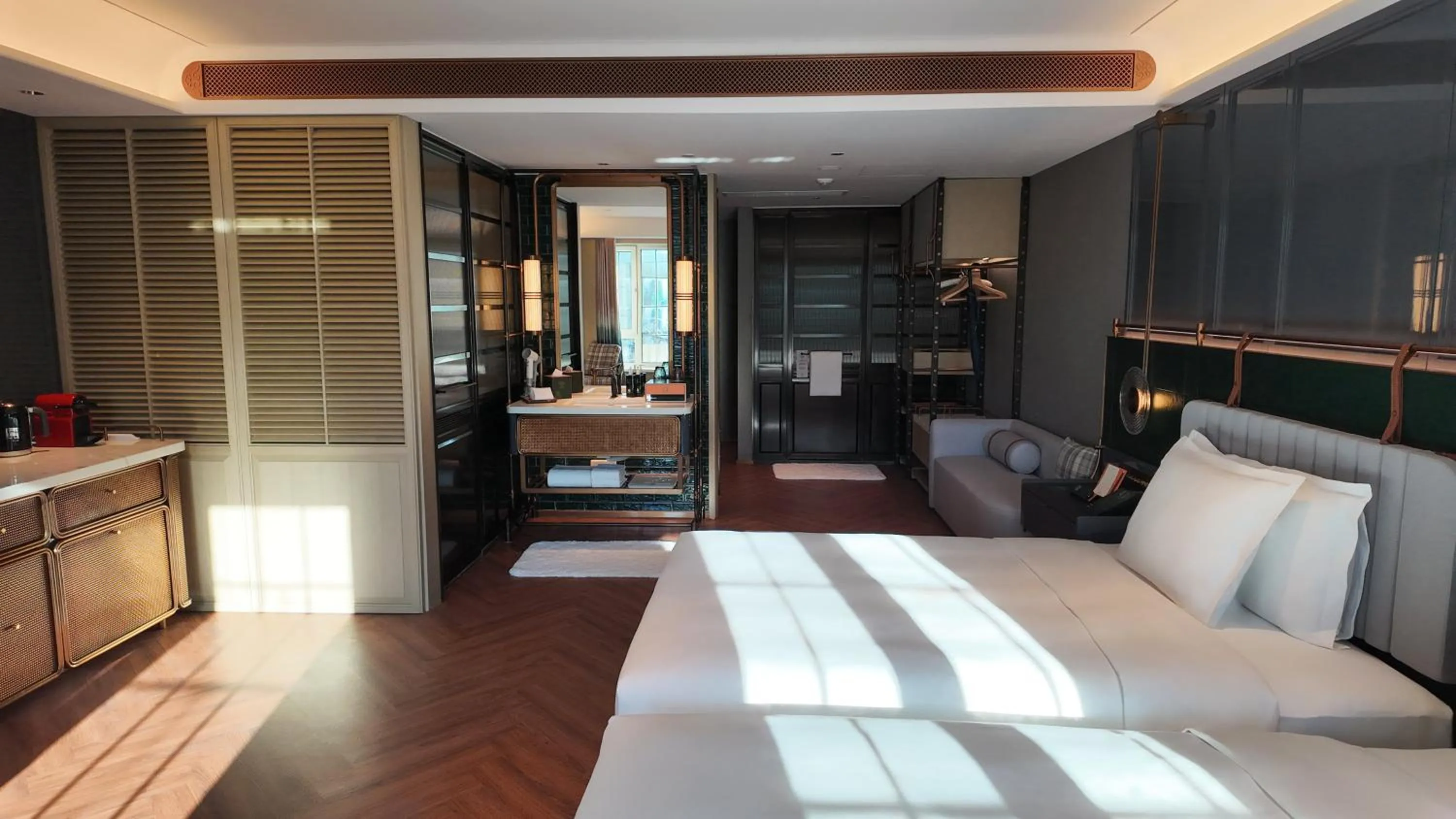 Photo of the whole room, Bed in Hotel Indigo Harbin Central Avenue by IHG