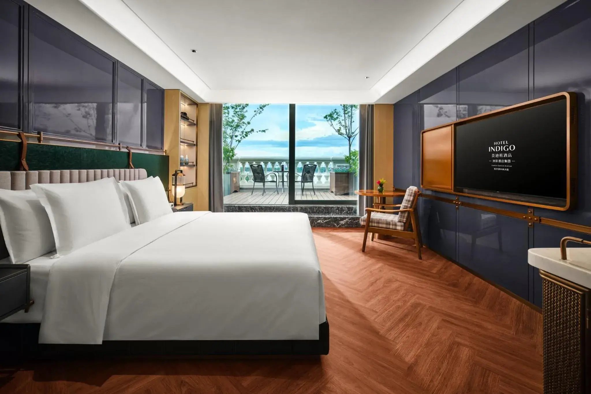 Photo of the whole room, Bed in Hotel Indigo Harbin Central Avenue by IHG Photo of the whole room, Bed in Hotel Indigo Harbin Central Avenue by IHG