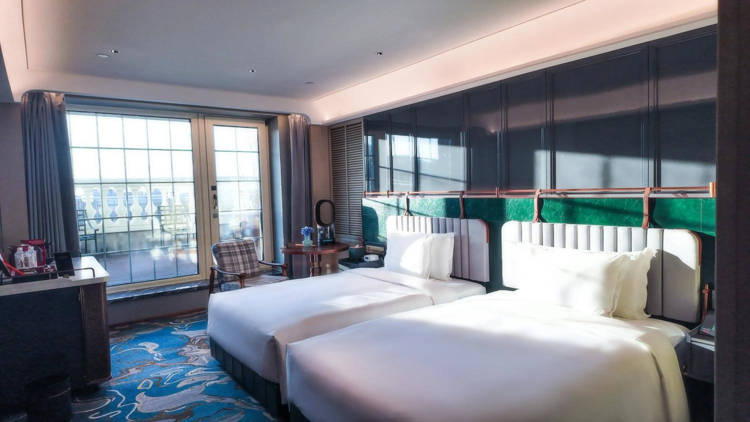 Photo of the whole room, Bed in Hotel Indigo Harbin Central Avenue by IHG