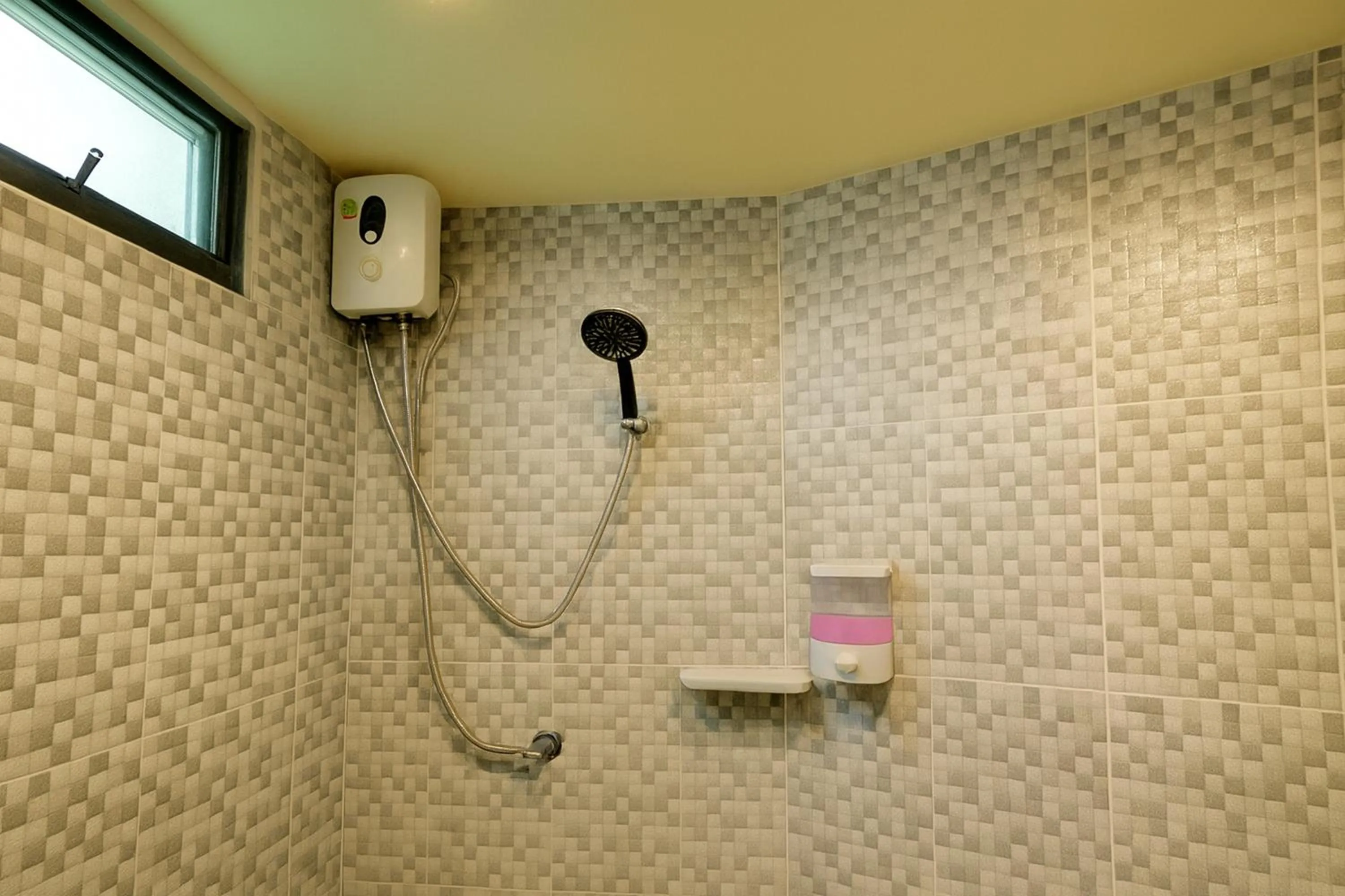 Shower in The Shore Samui