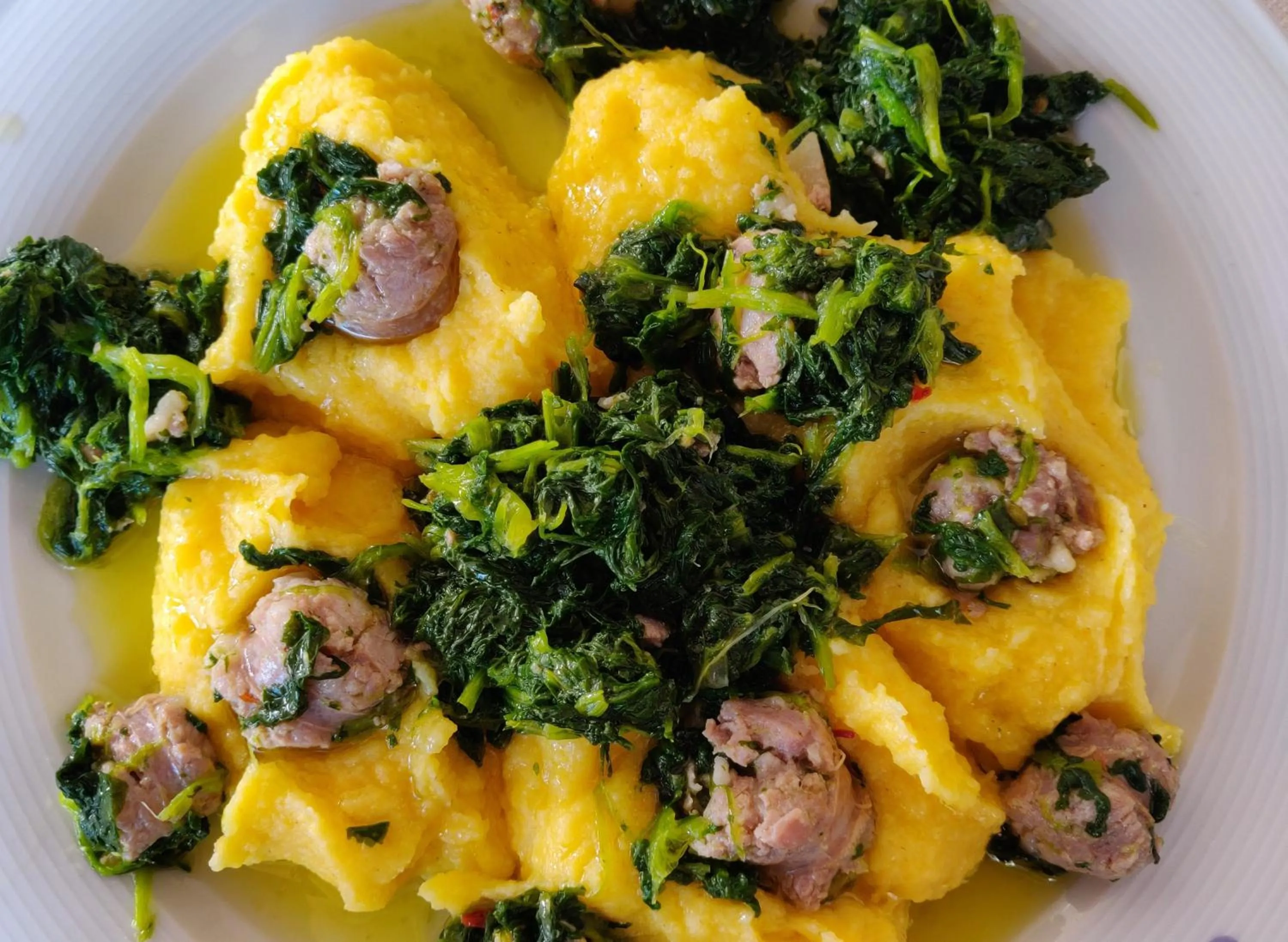 Restaurant/places to eat in Albergo Conte Max