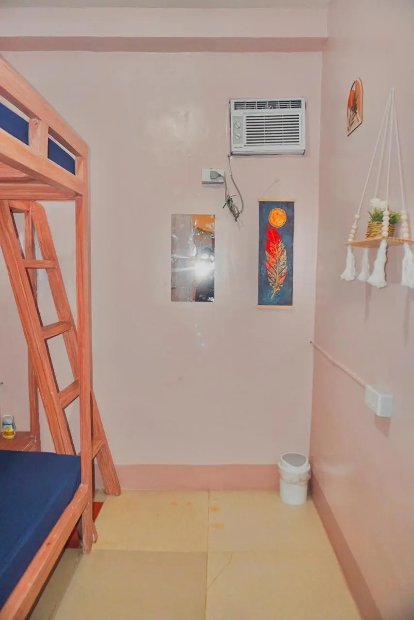 Photo of the whole room in Yes Surf Siargao