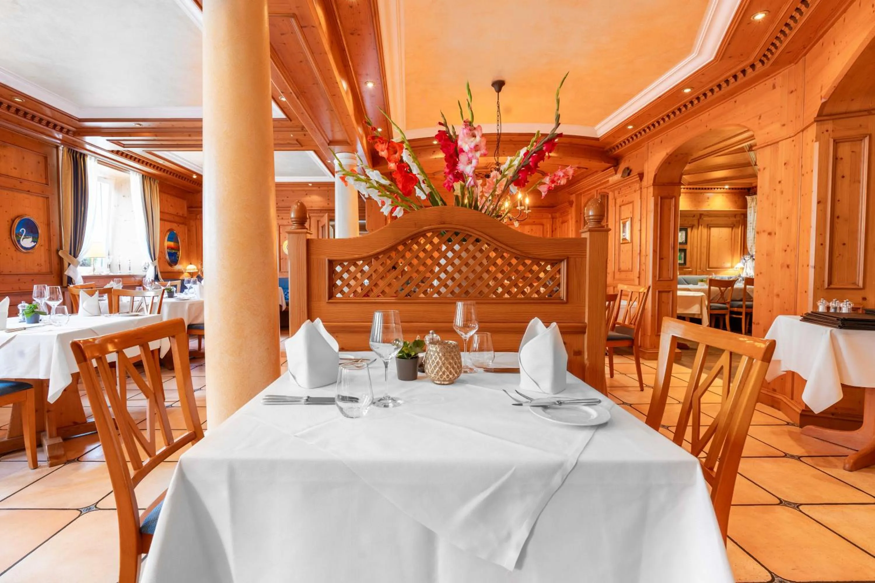 Restaurant/places to eat in Hotel-Restaurant Schwanen