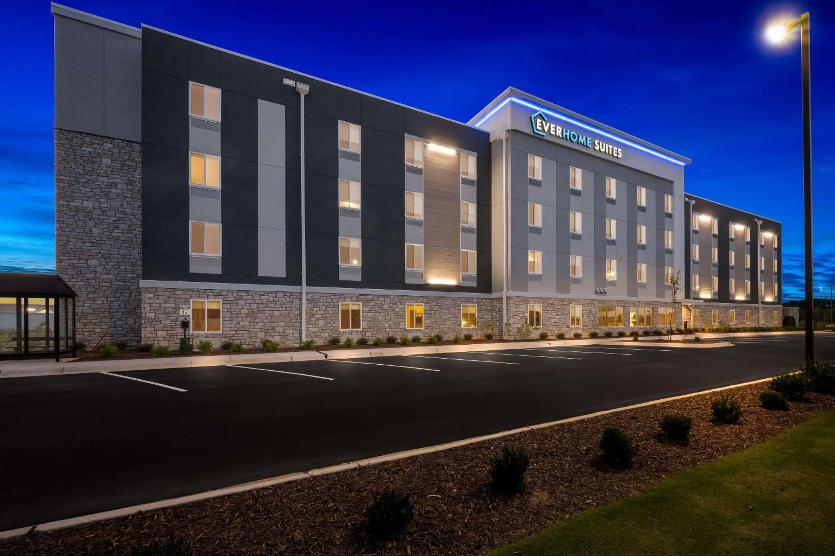 Property building in Everhome Suites Fayetteville near Fort Bragg