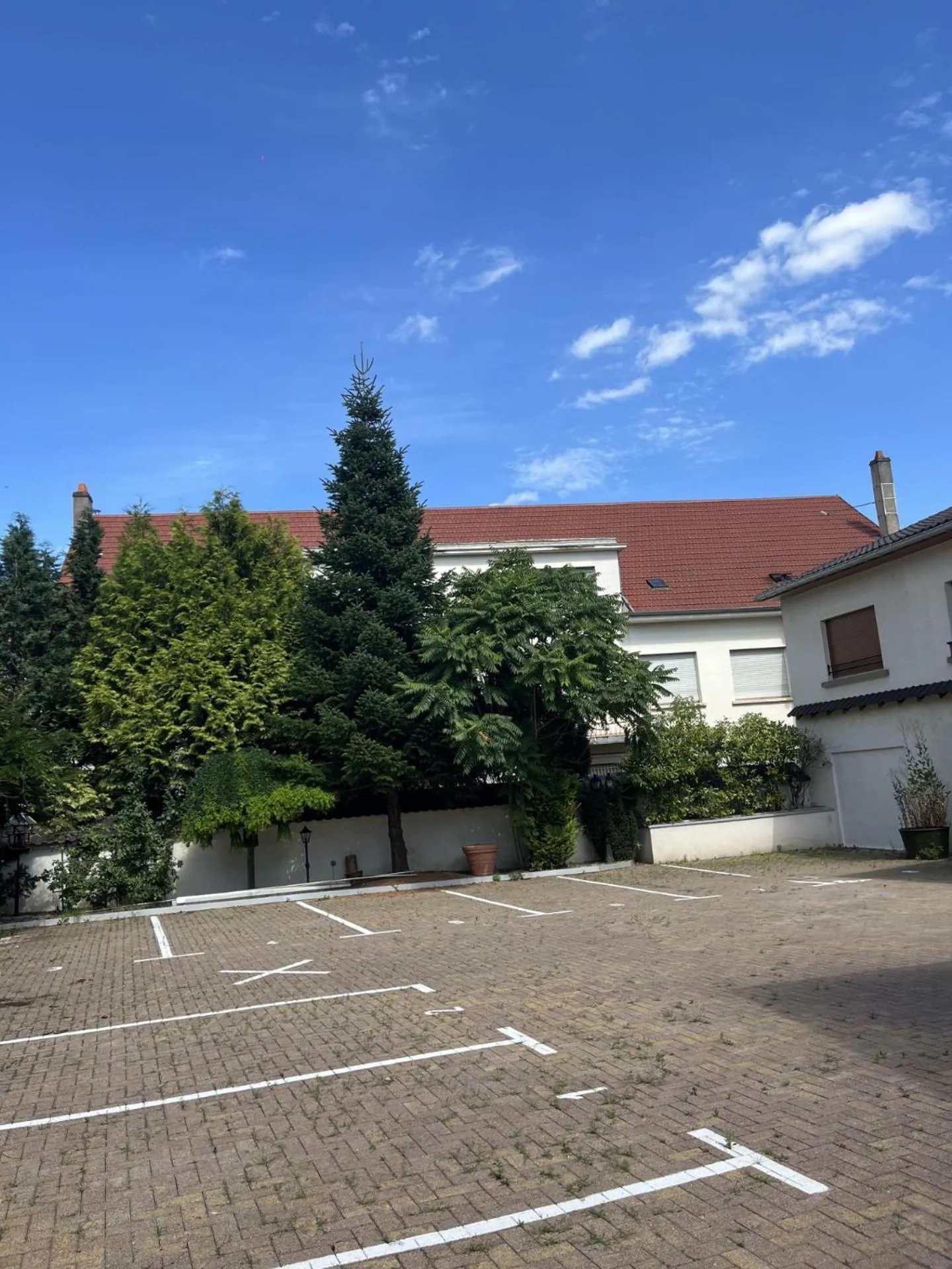 AppartHôtel Elite Forbach Centre