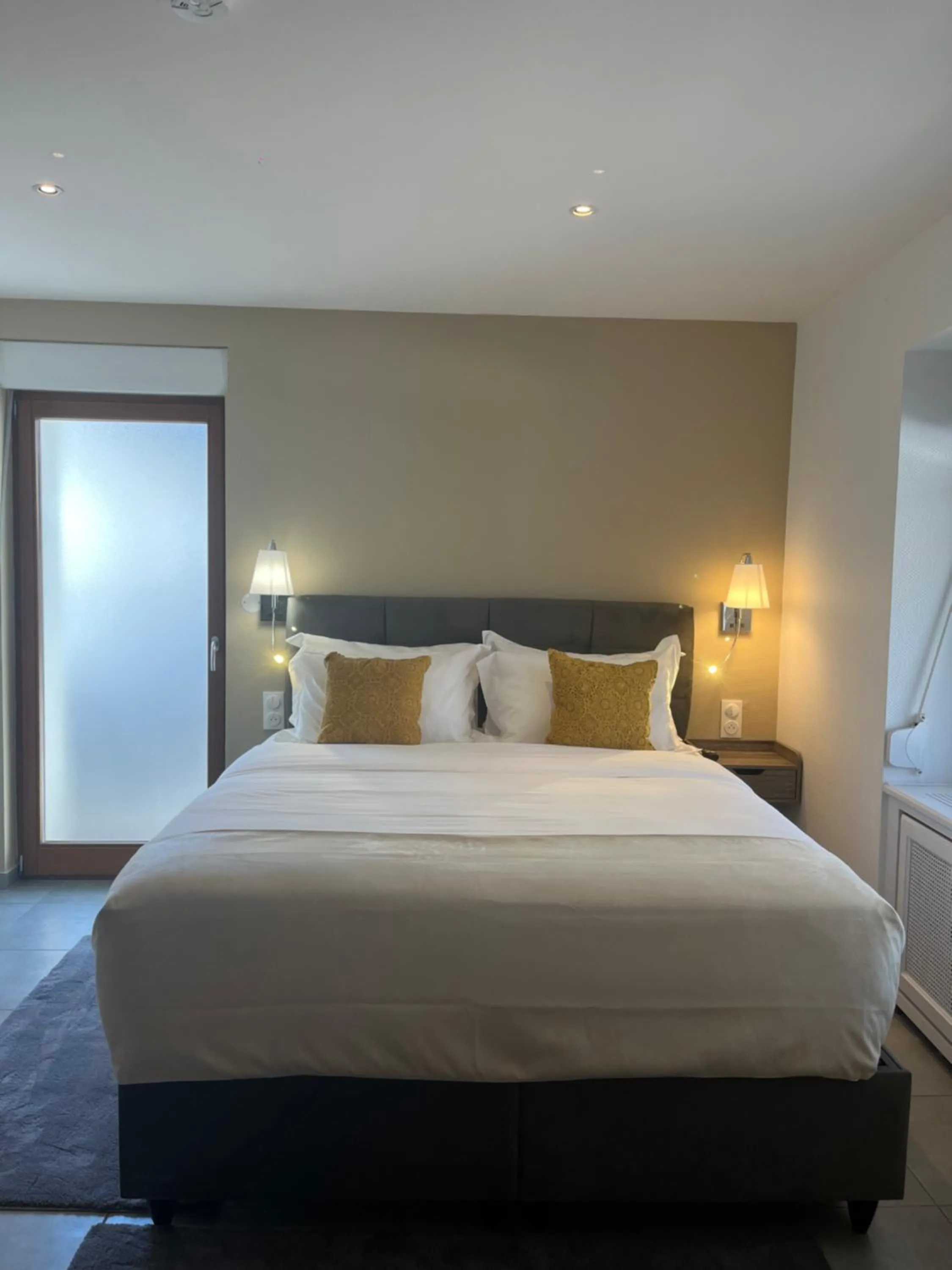 Bed in AppartHôtel Elite Forbach Centre