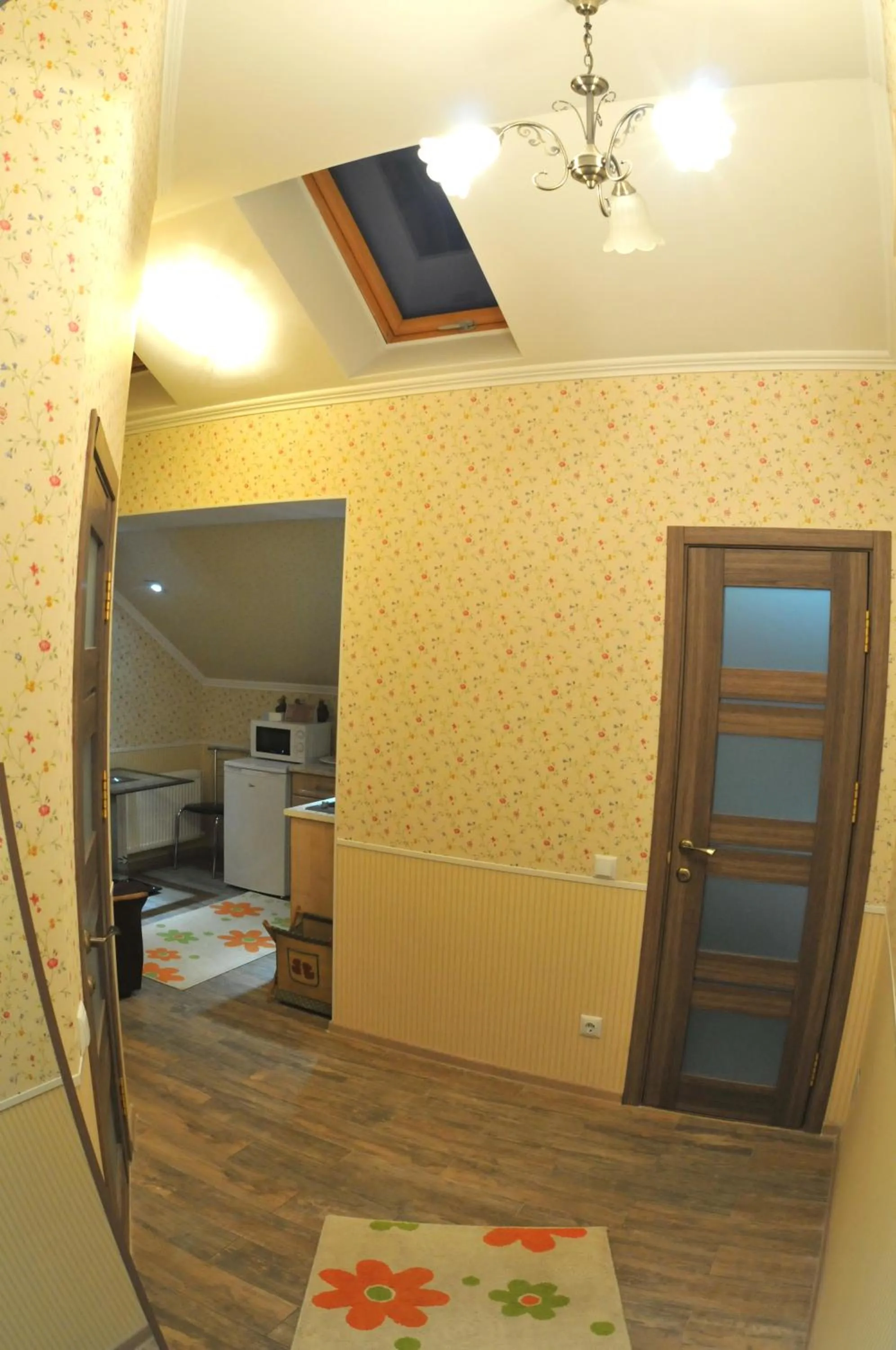 Photo of the whole room in Main Street Apartments