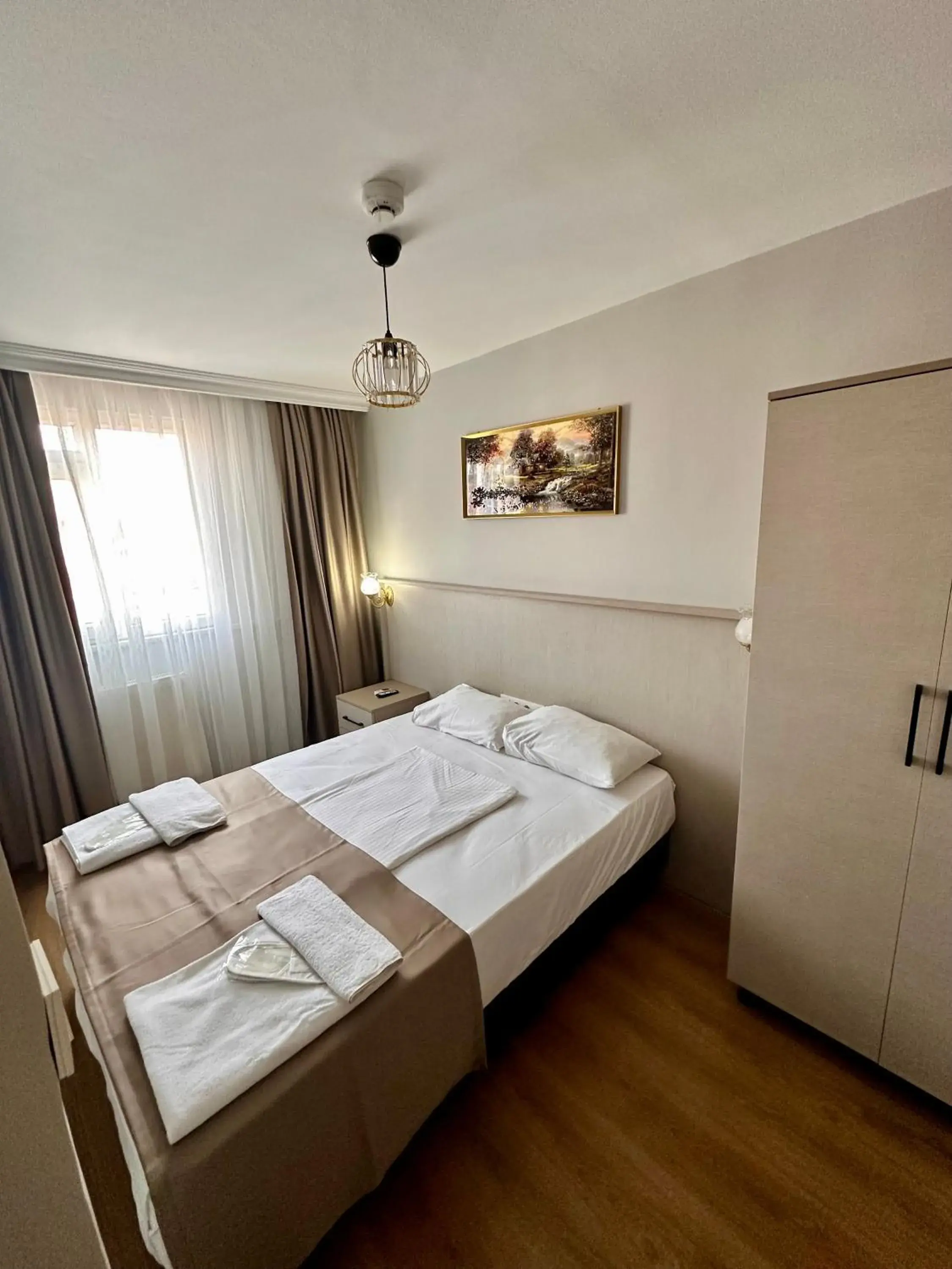 Bed in Crowned Exclusive Hotel Bed in Crowned Exclusive Hotel