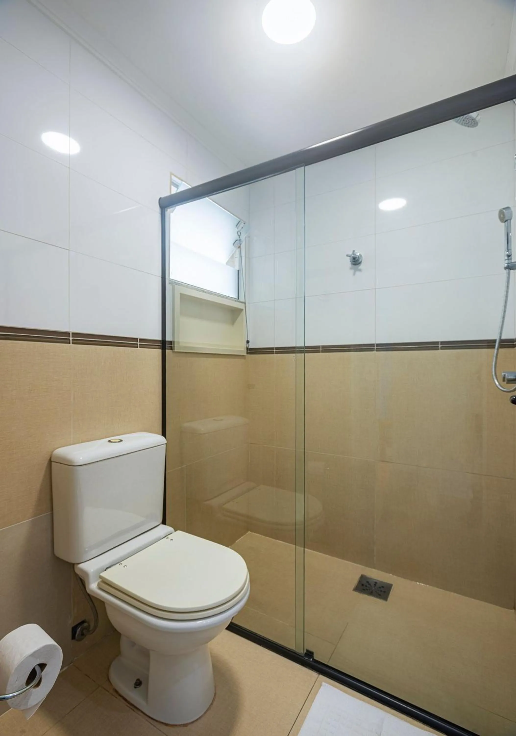 Toilet in ITNC091 - Incrível vista para o mar com 3Q+3WC