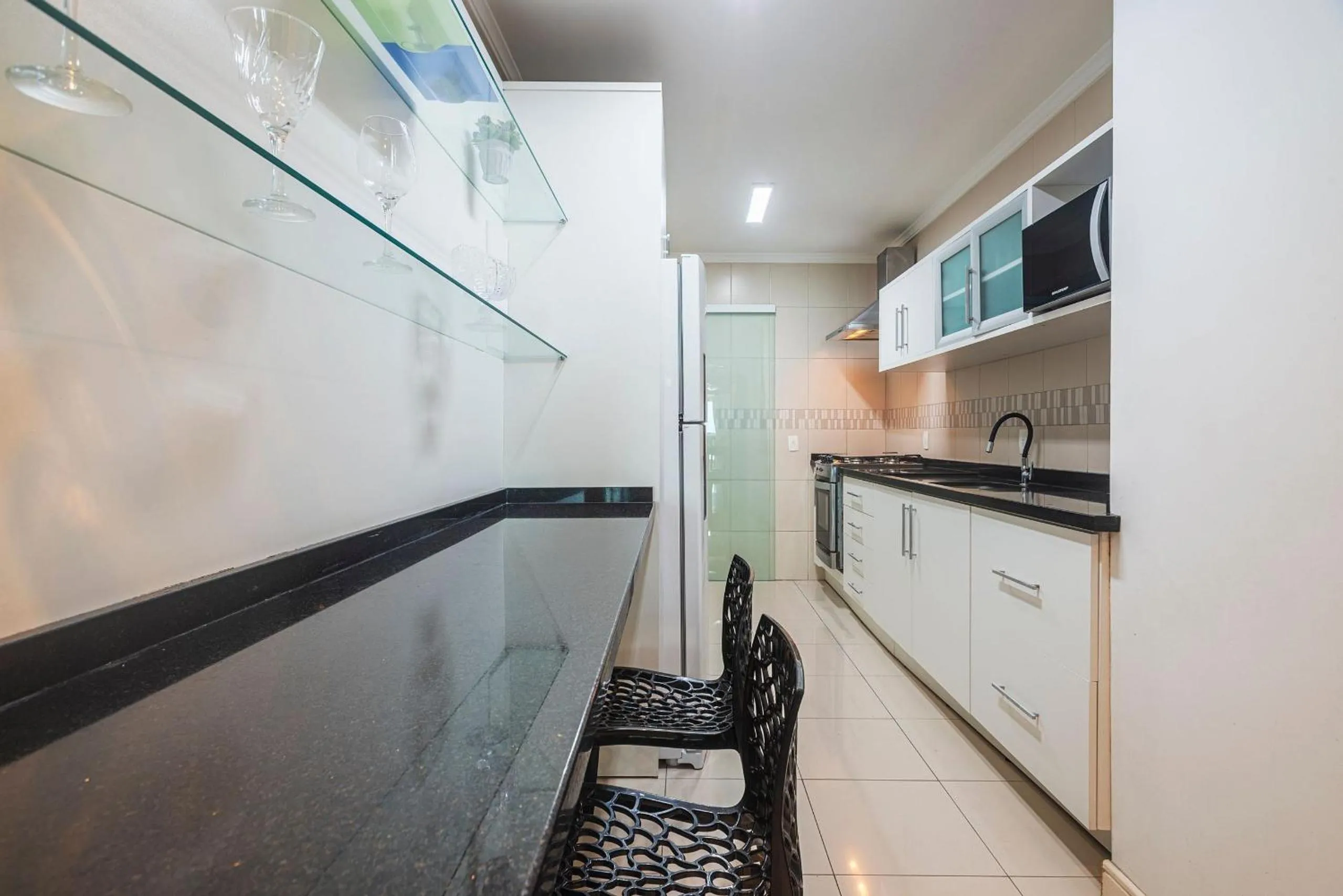 Kitchen or kitchenette in ITNC091 - Incrível vista para o mar com 3Q+3WC