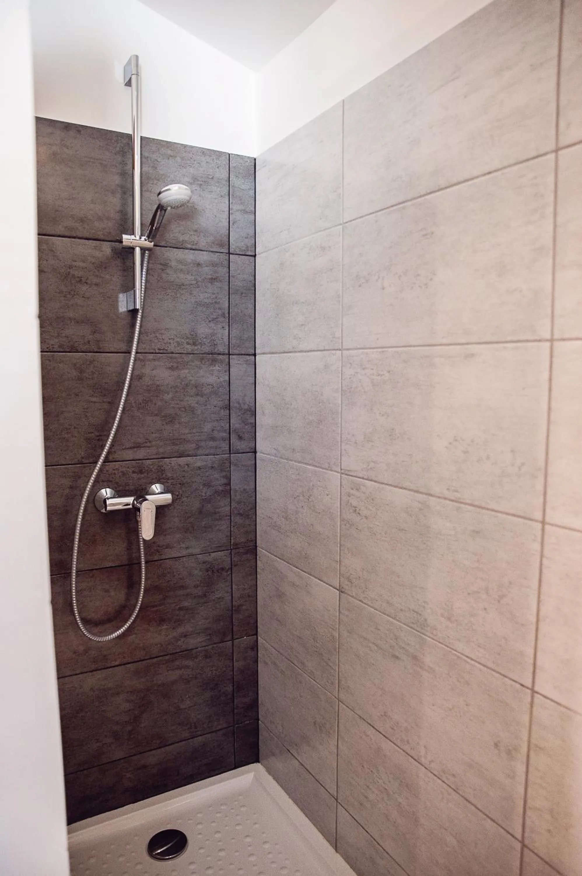 Shower in Mas De La Lance