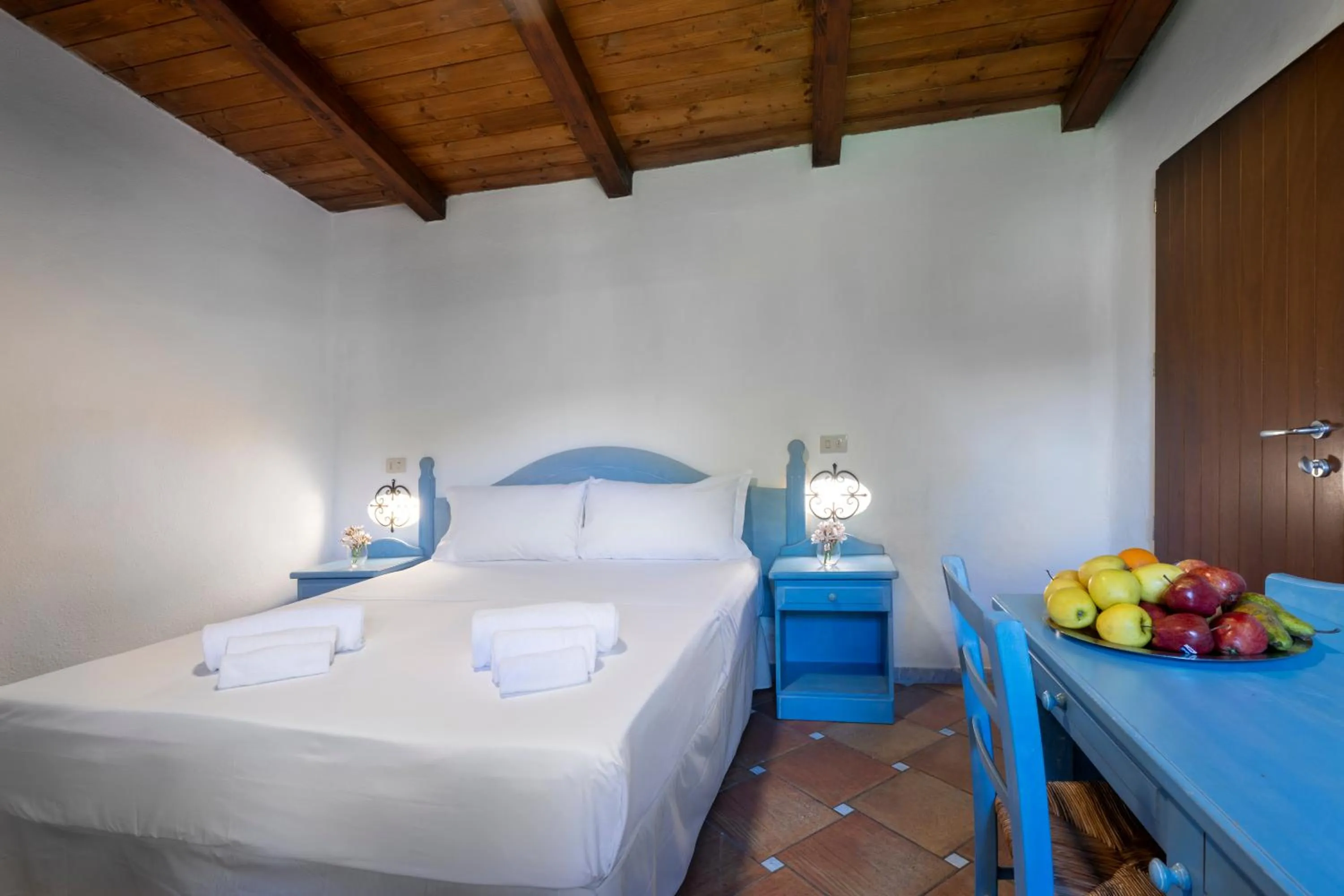 Bedroom, Bed in AHR Altura Hotel Porto Rafael