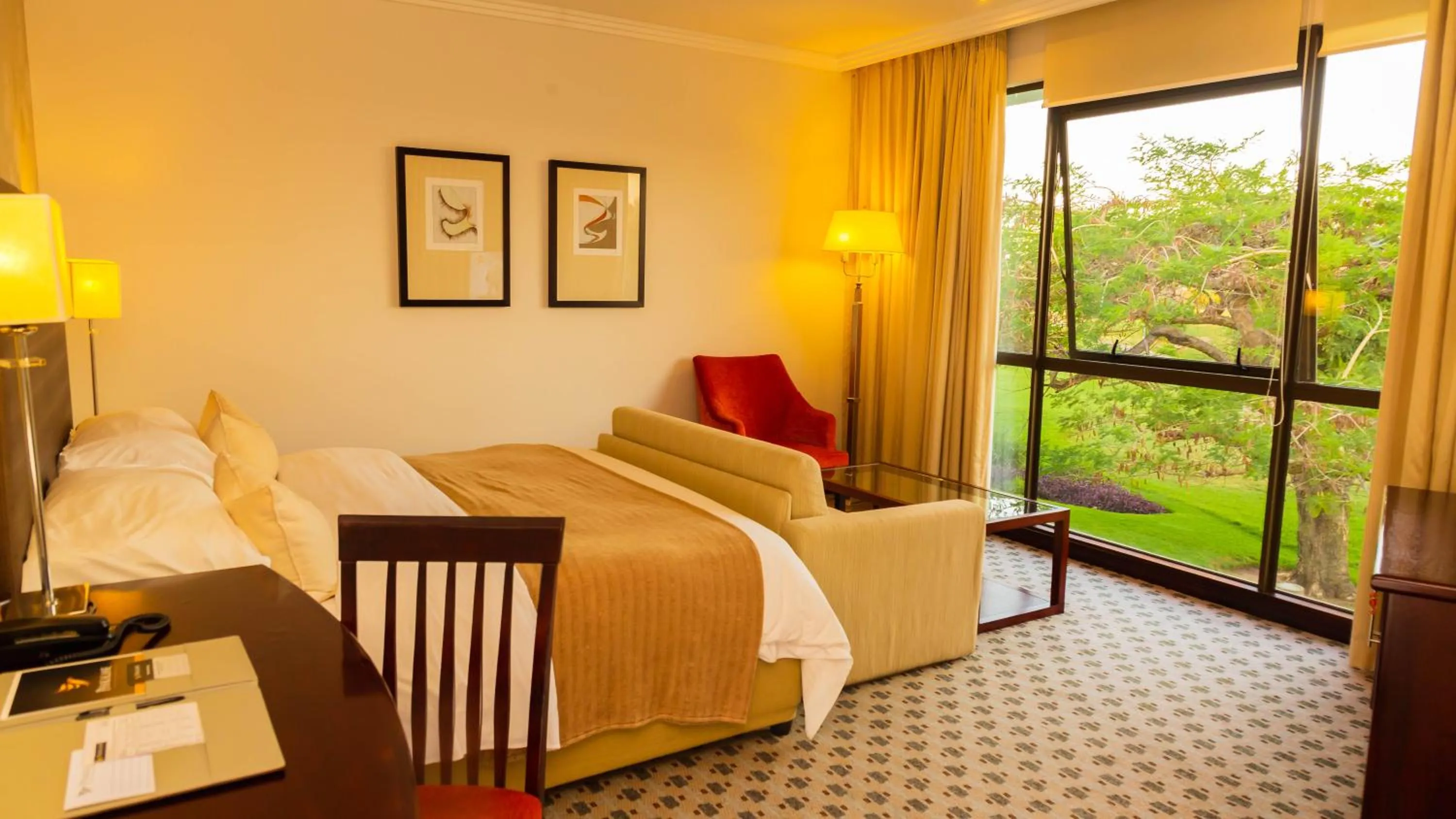 Bedroom, Bed in Phakalane Golf Estate Hotel & Convention Centre