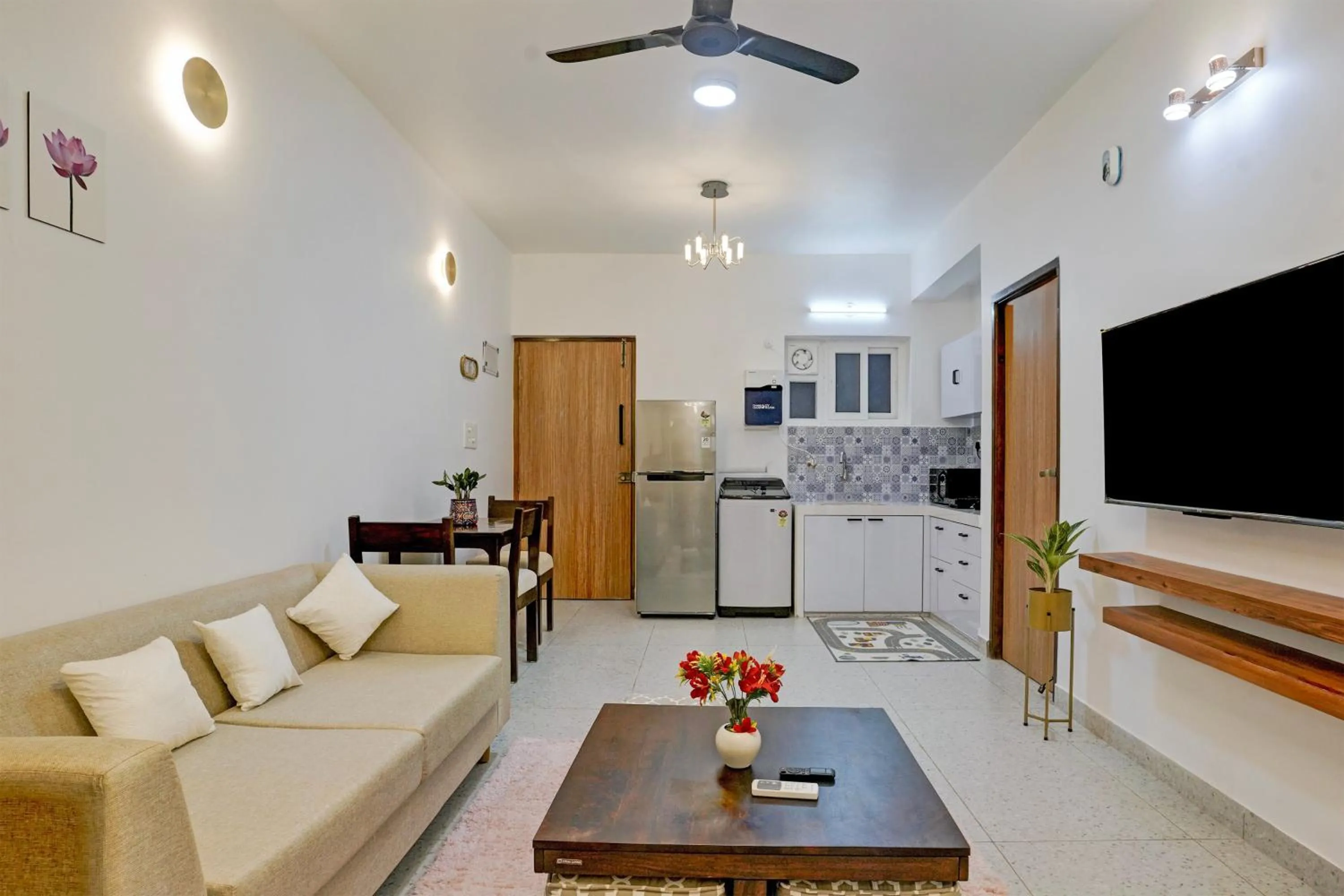 Bedroom in Naavinya by DanCenter - 1BHK apartment in Siolim