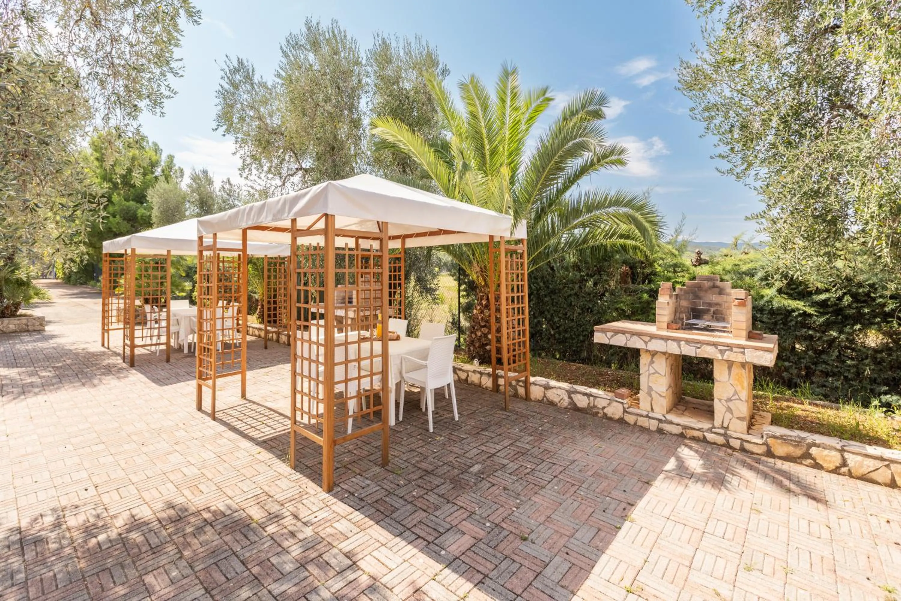 Patio in Hotel Palme Gemelle