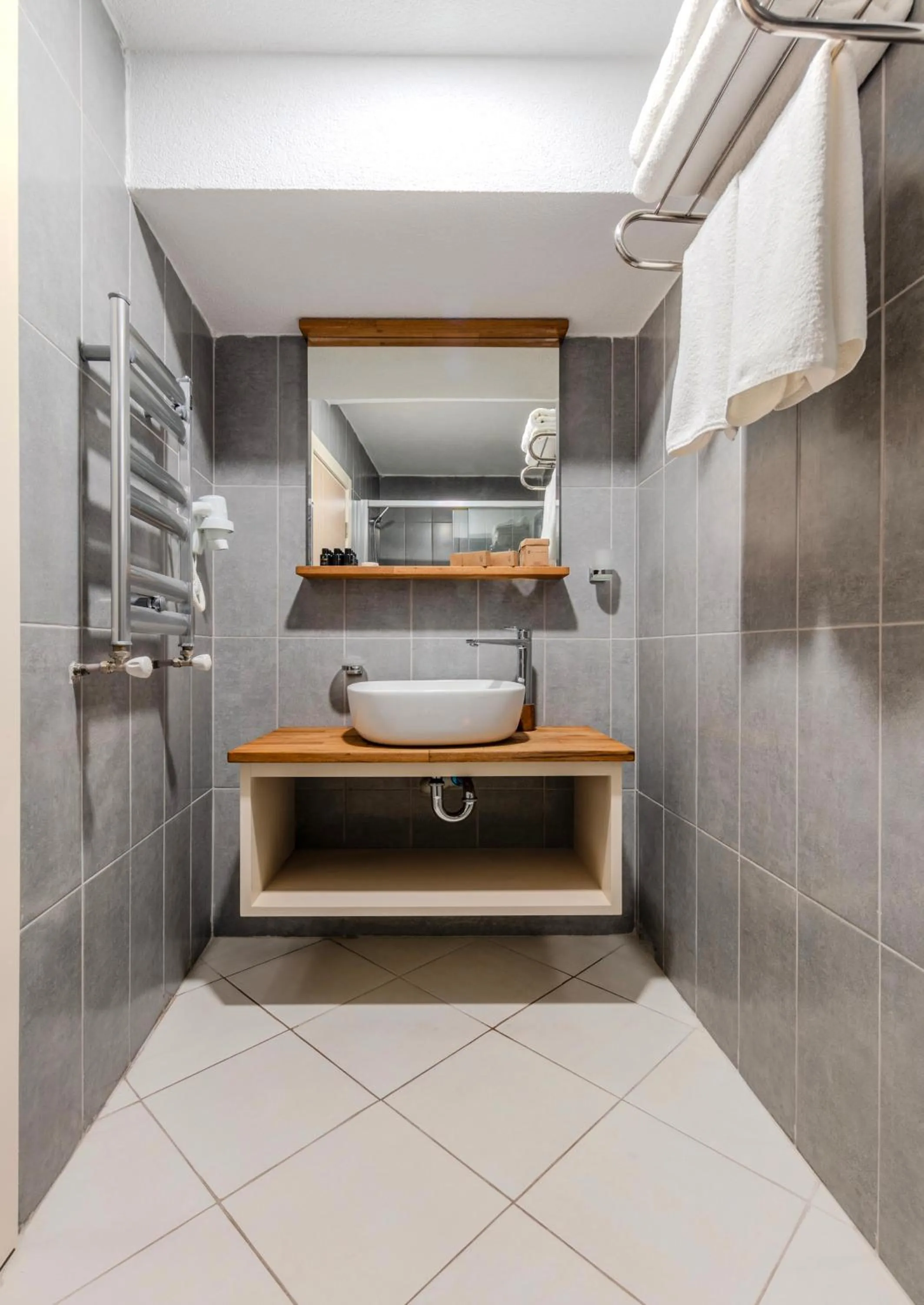 towels in Roys Hotel & Suites