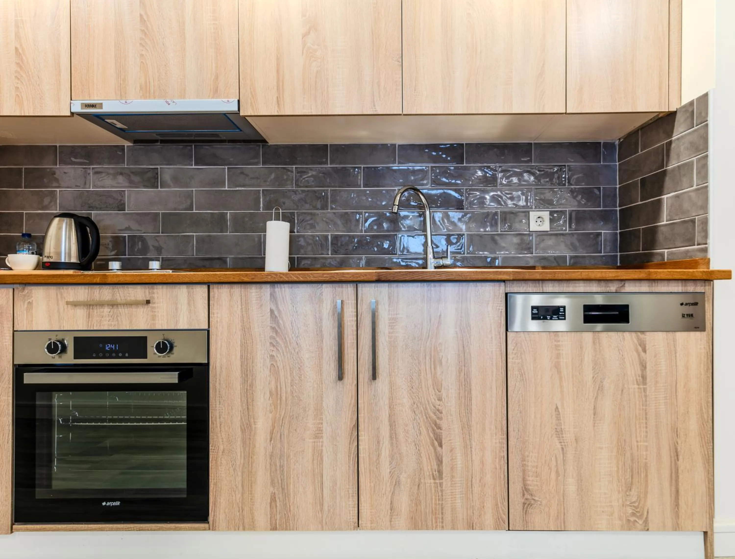 kitchen in Roys Hotel & Suites