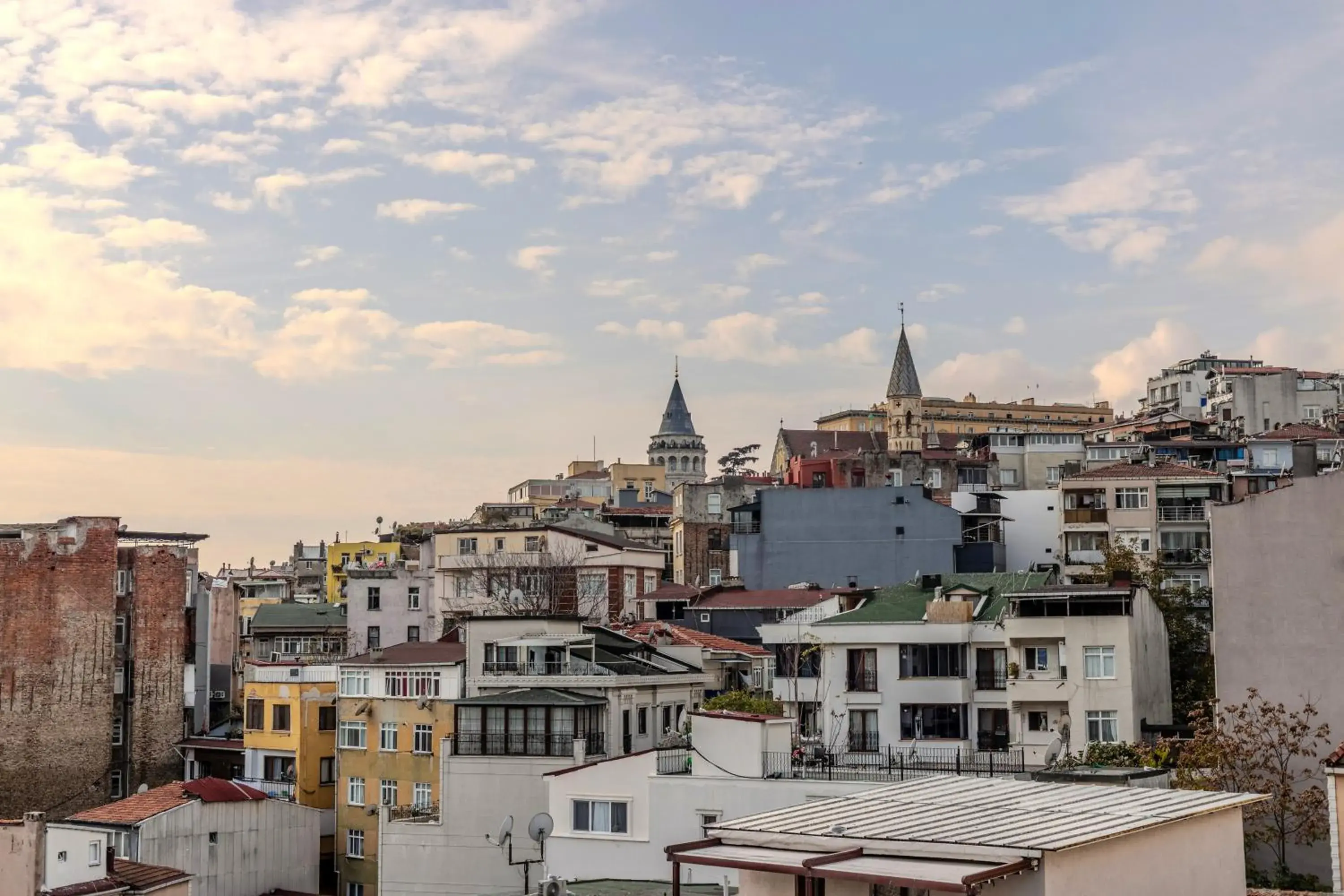 City view in Roys Hotel & Suites City view in Roys Hotel & Suites