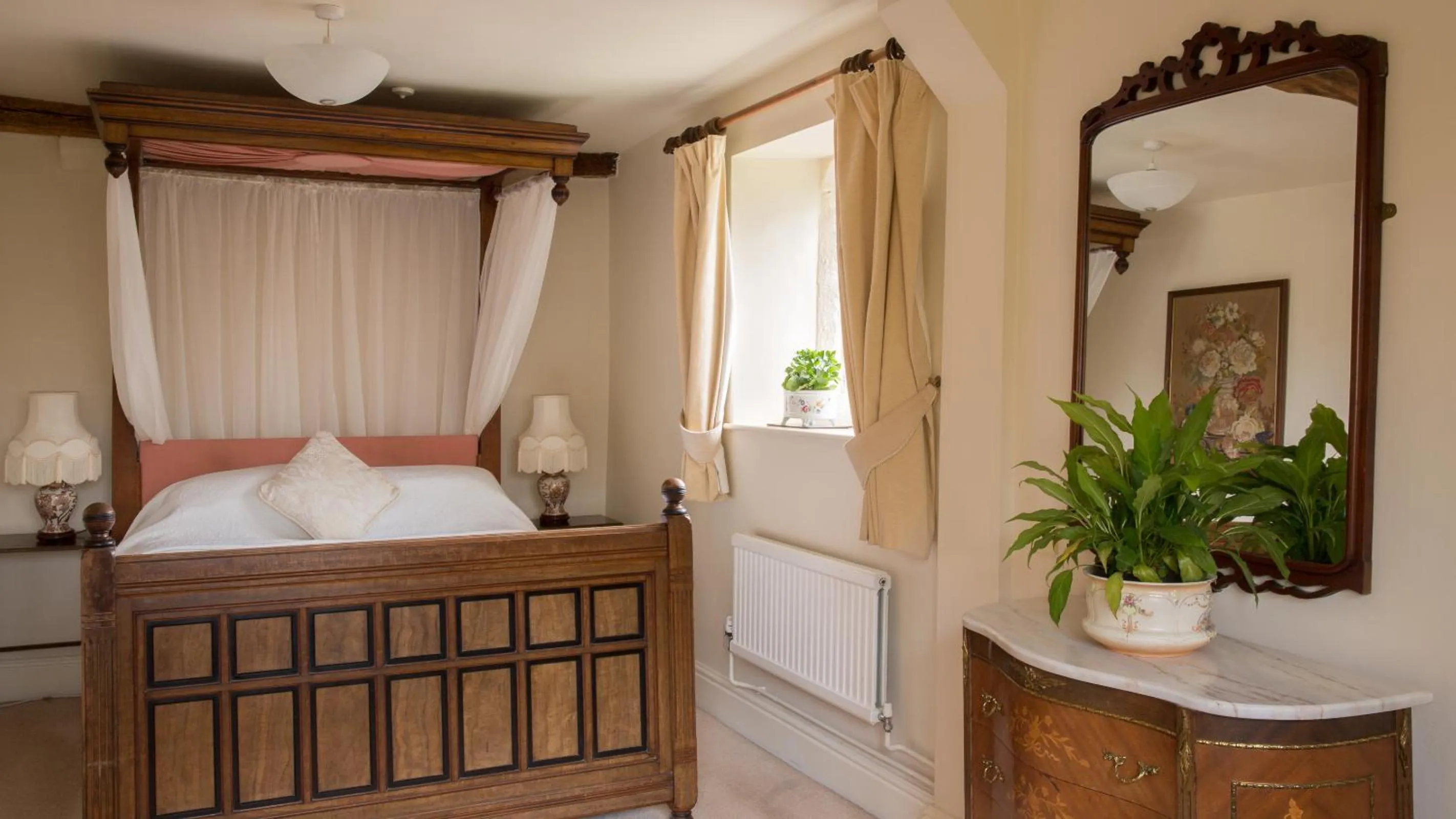 Bedroom, Bed in Biggin Hall Country House Hotel