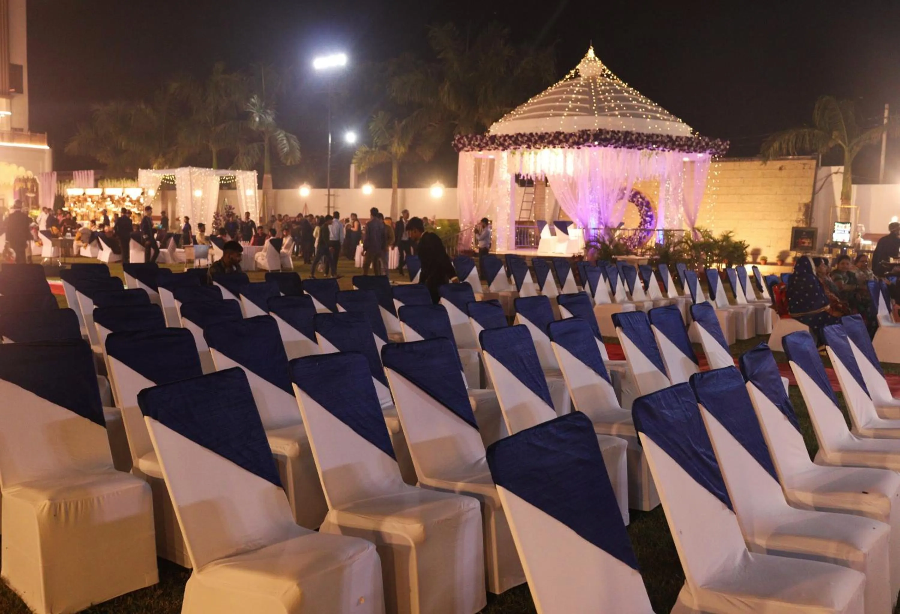 wedding in The Retreat