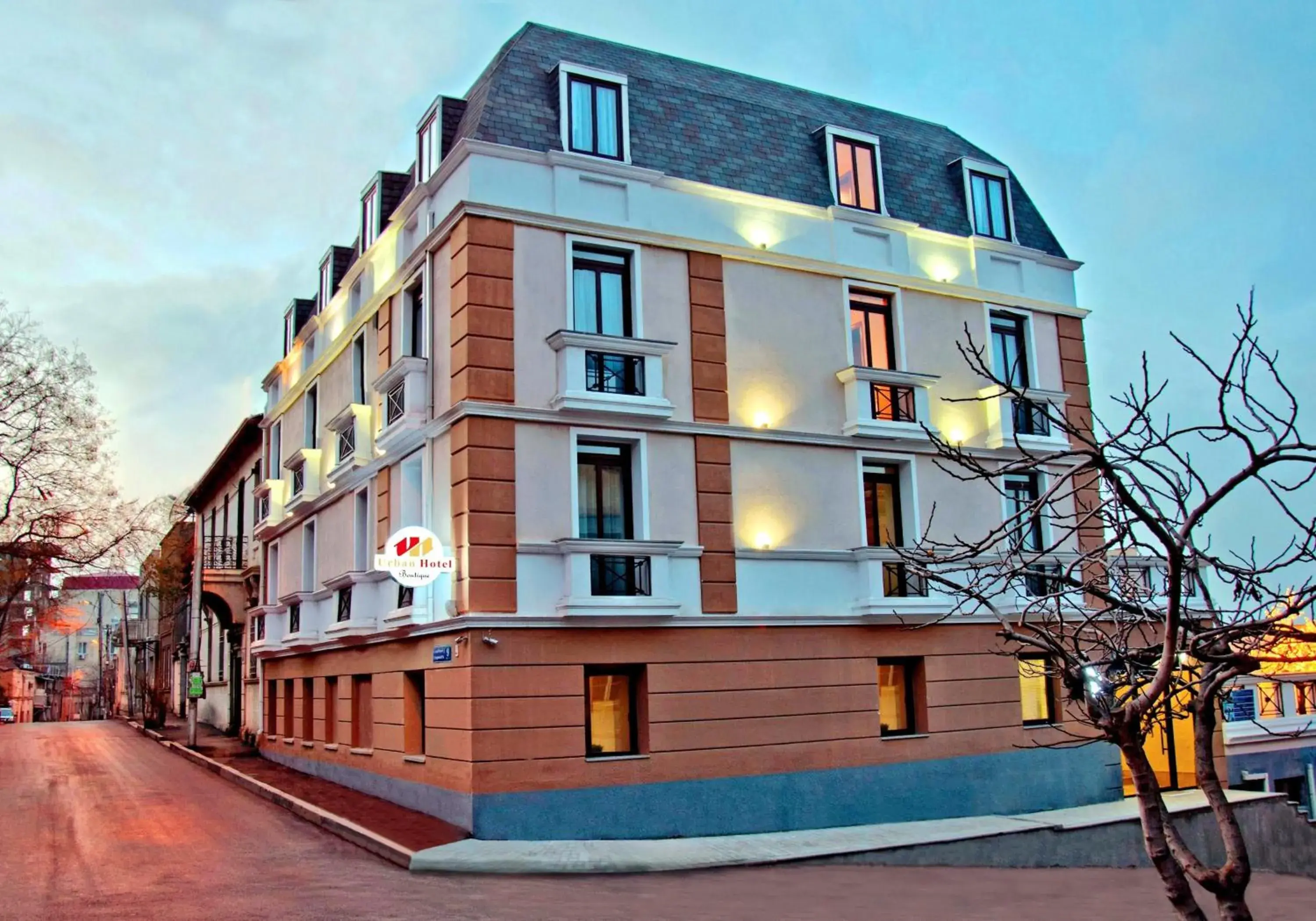 Property building in Urban Boutique Hotel Property building in Urban Boutique Hotel