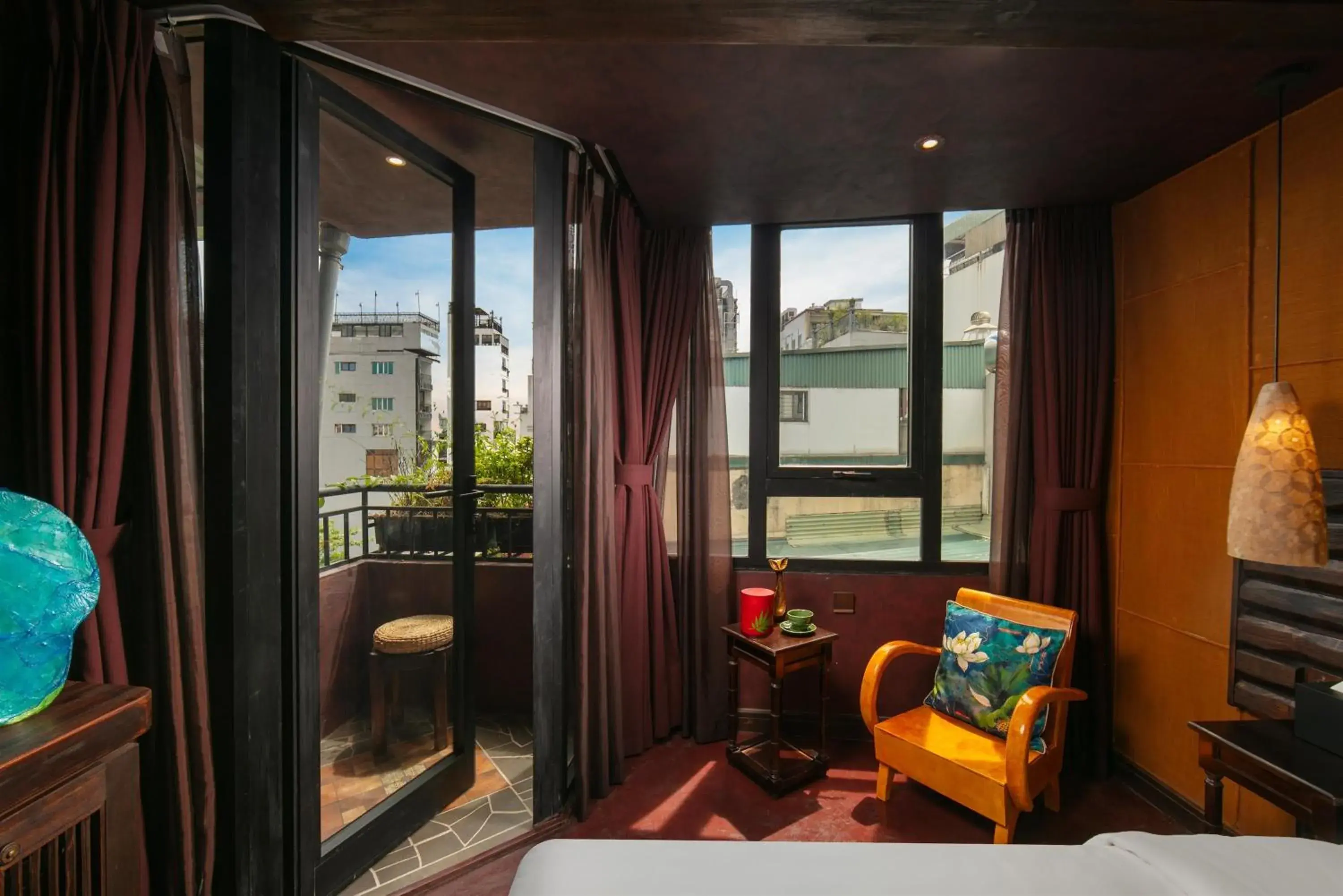 Balcony/Terrace, Bed in Kecho Legacy Hotel Hanoi & Spa Balcony/Terrace, Bed in Kecho Legacy Hotel Hanoi & Spa