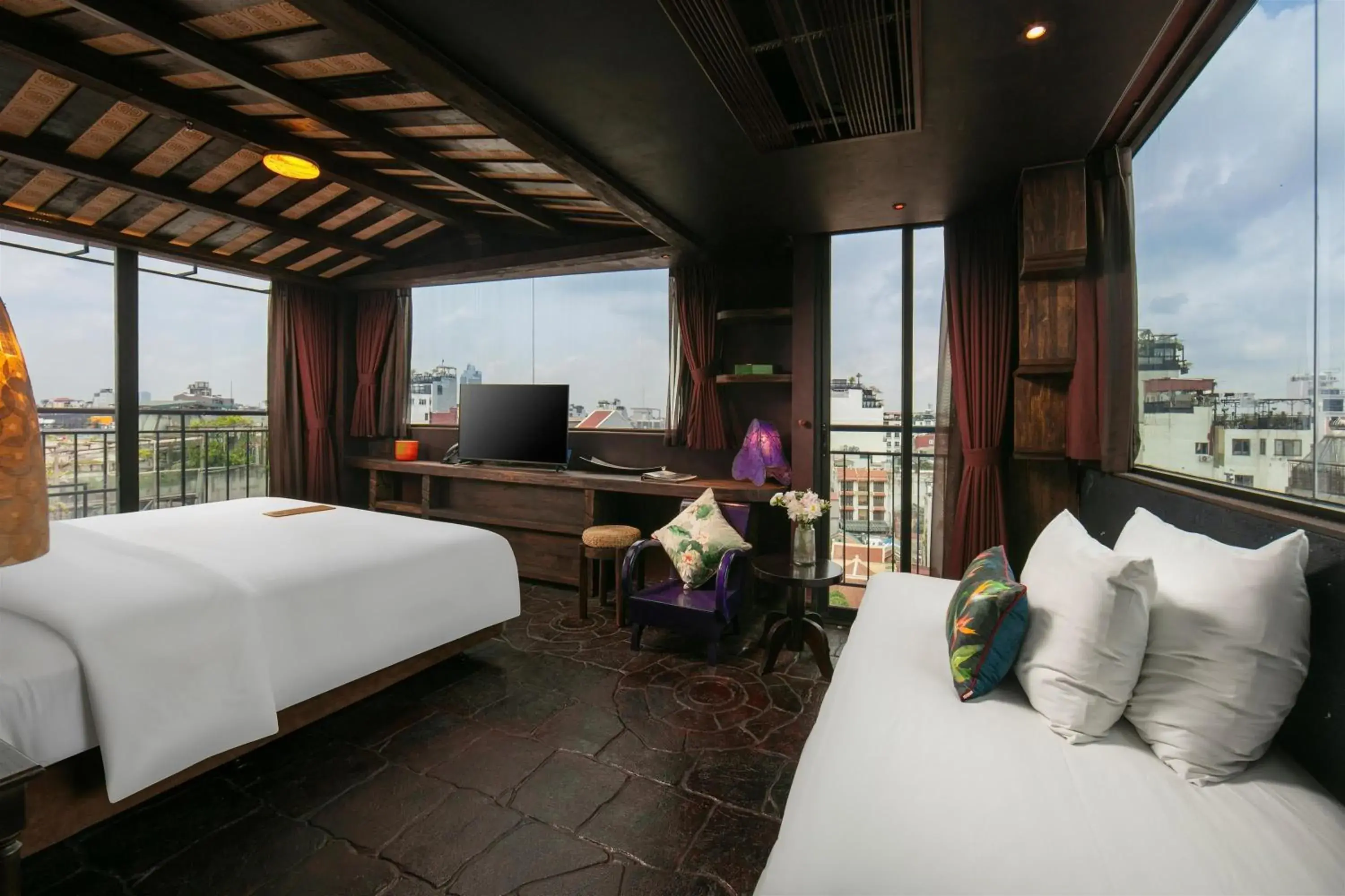 Bed in Kecho Legacy Hotel Hanoi & Spa Bed in Kecho Legacy Hotel Hanoi & Spa