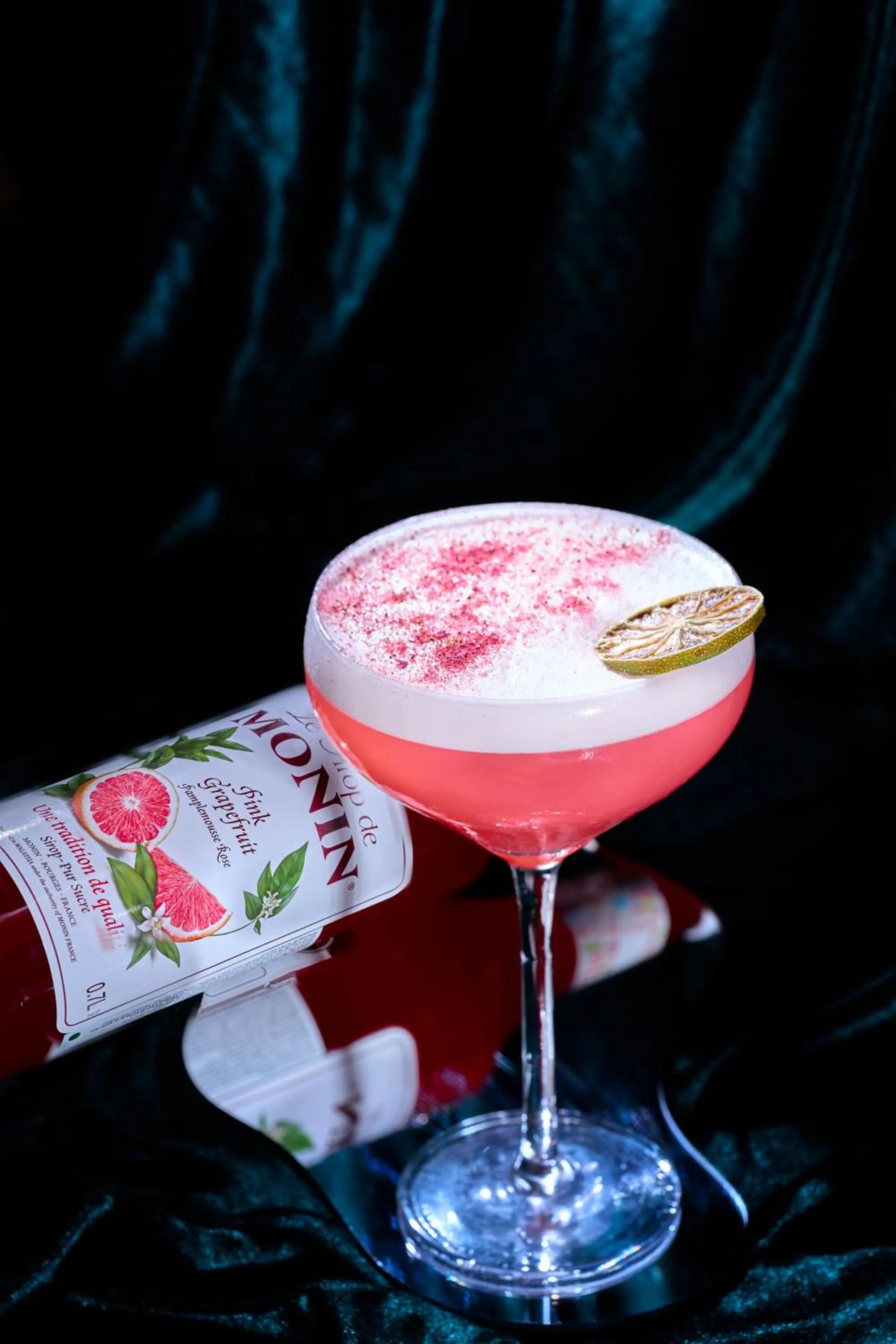 Lounge or bar in Kecho Legacy Hotel Hanoi & Spa