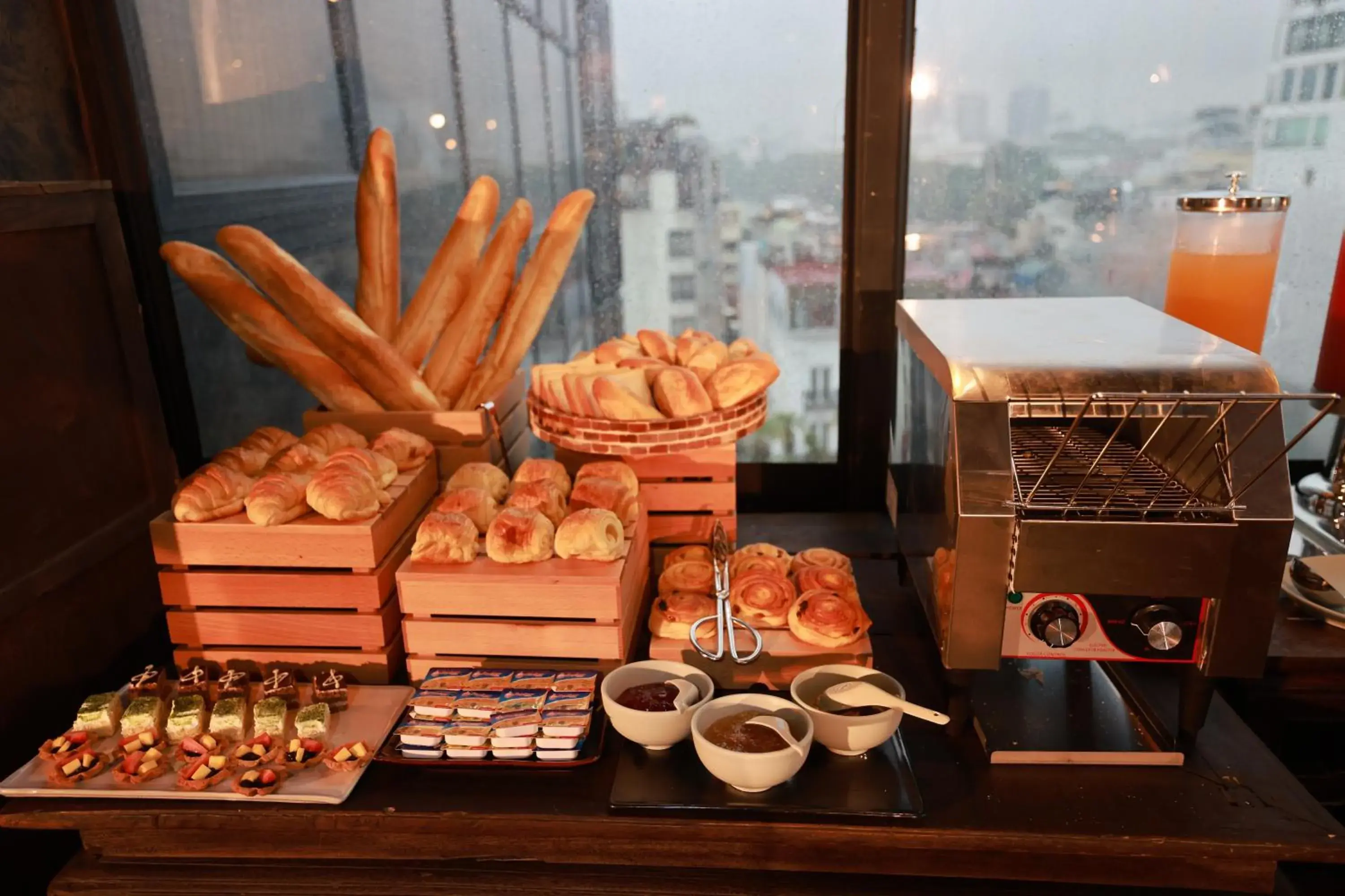 Buffet breakfast in Kecho Legacy Hotel Hanoi & Spa Buffet breakfast in Kecho Legacy Hotel Hanoi & Spa