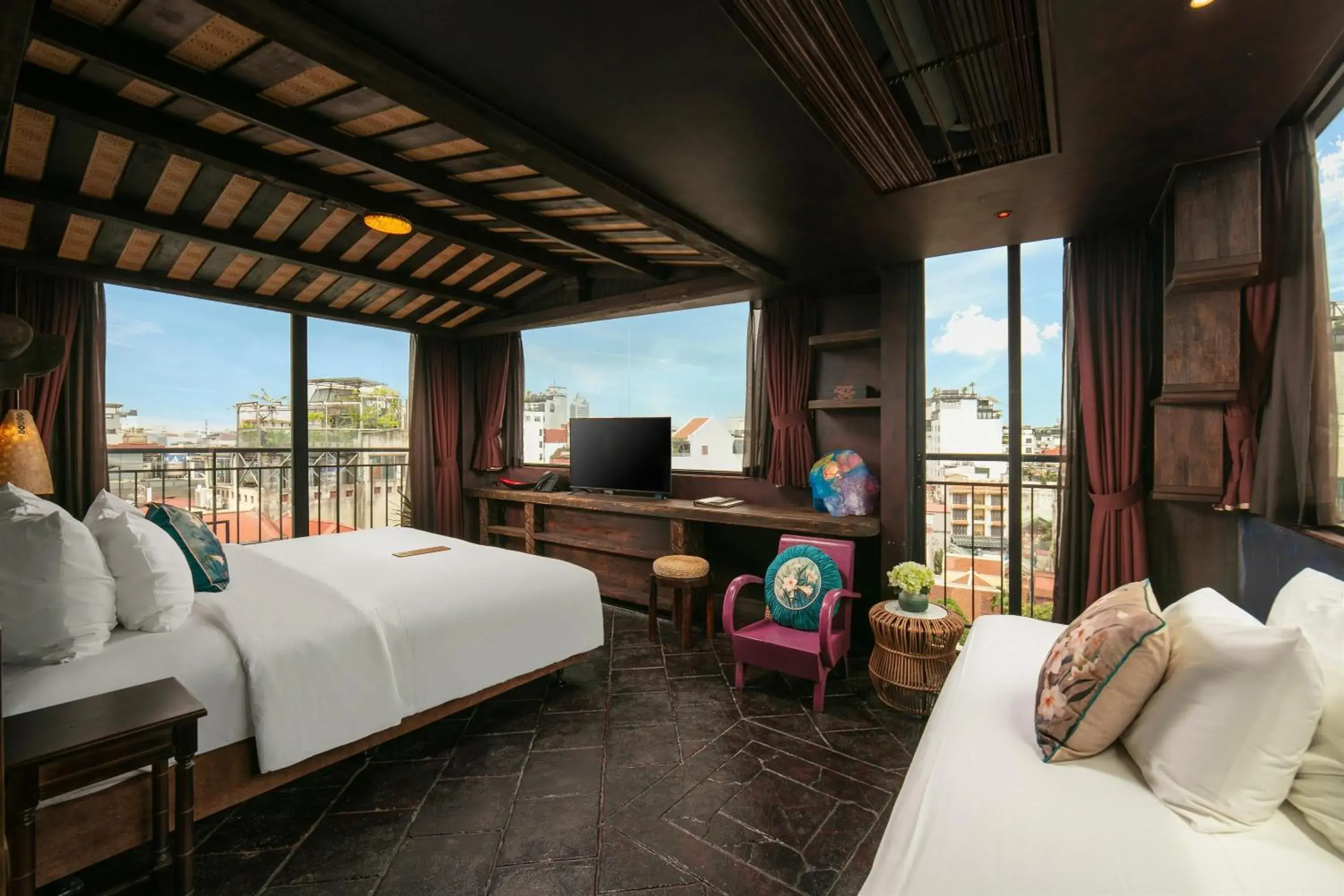 Bed in Kecho Legacy Hotel Hanoi & Spa Bed in Kecho Legacy Hotel Hanoi & Spa