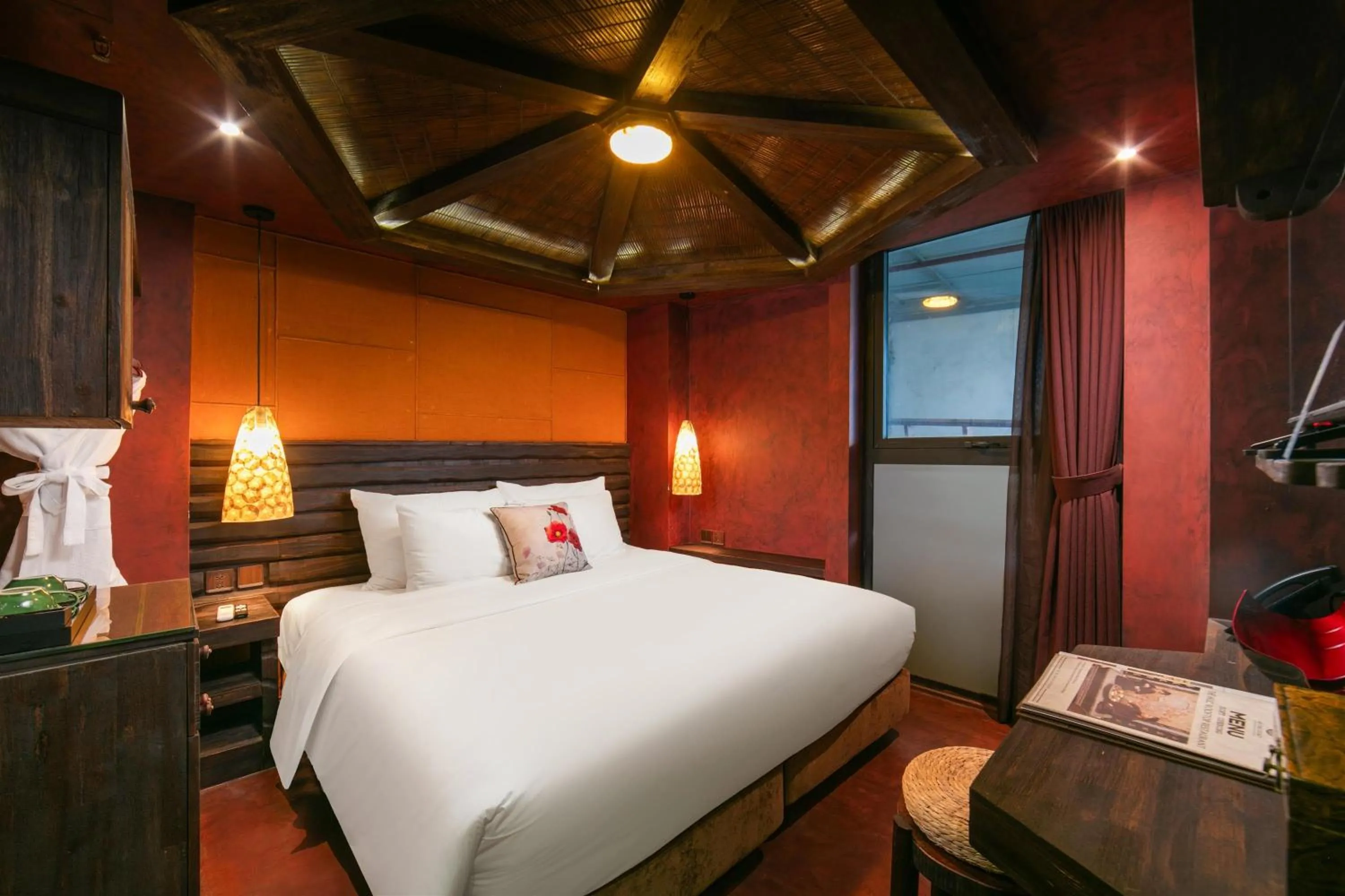 Bed in Kecho Legacy Hotel Hanoi & Spa