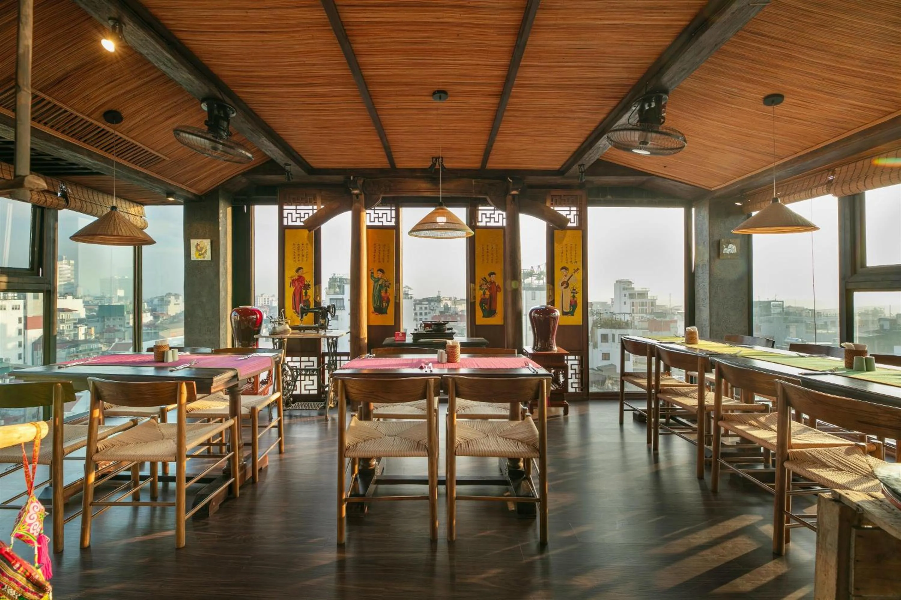 Restaurant/places to eat in Kecho Legacy Hotel Hanoi & Spa