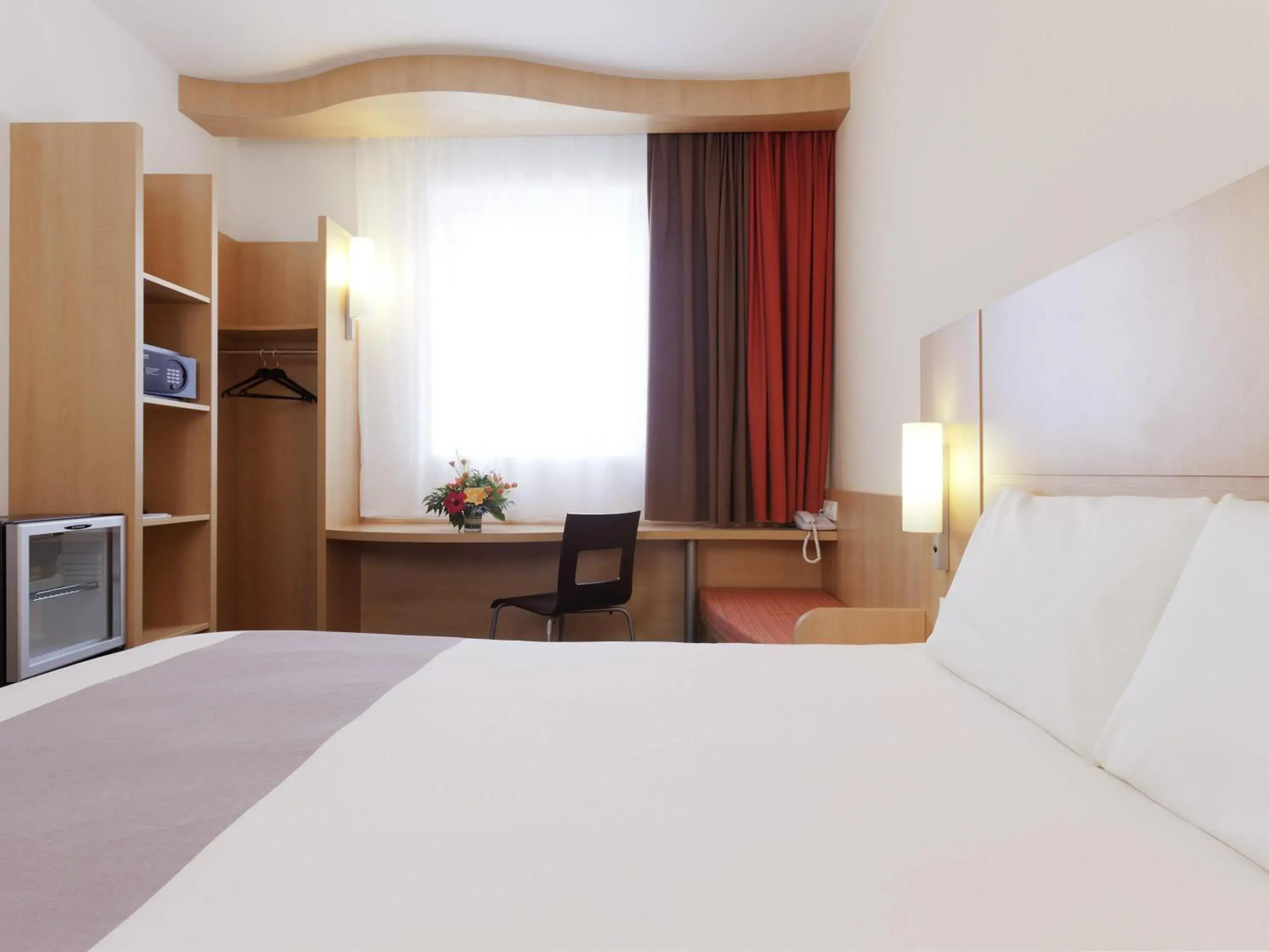 Bedroom in Ibis Bata Bedroom in Ibis Bata