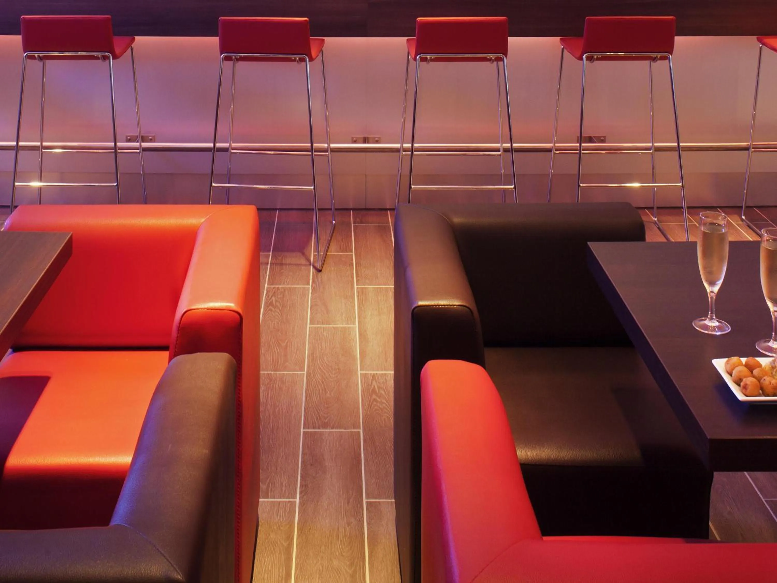 Lounge or bar in Ibis Bata