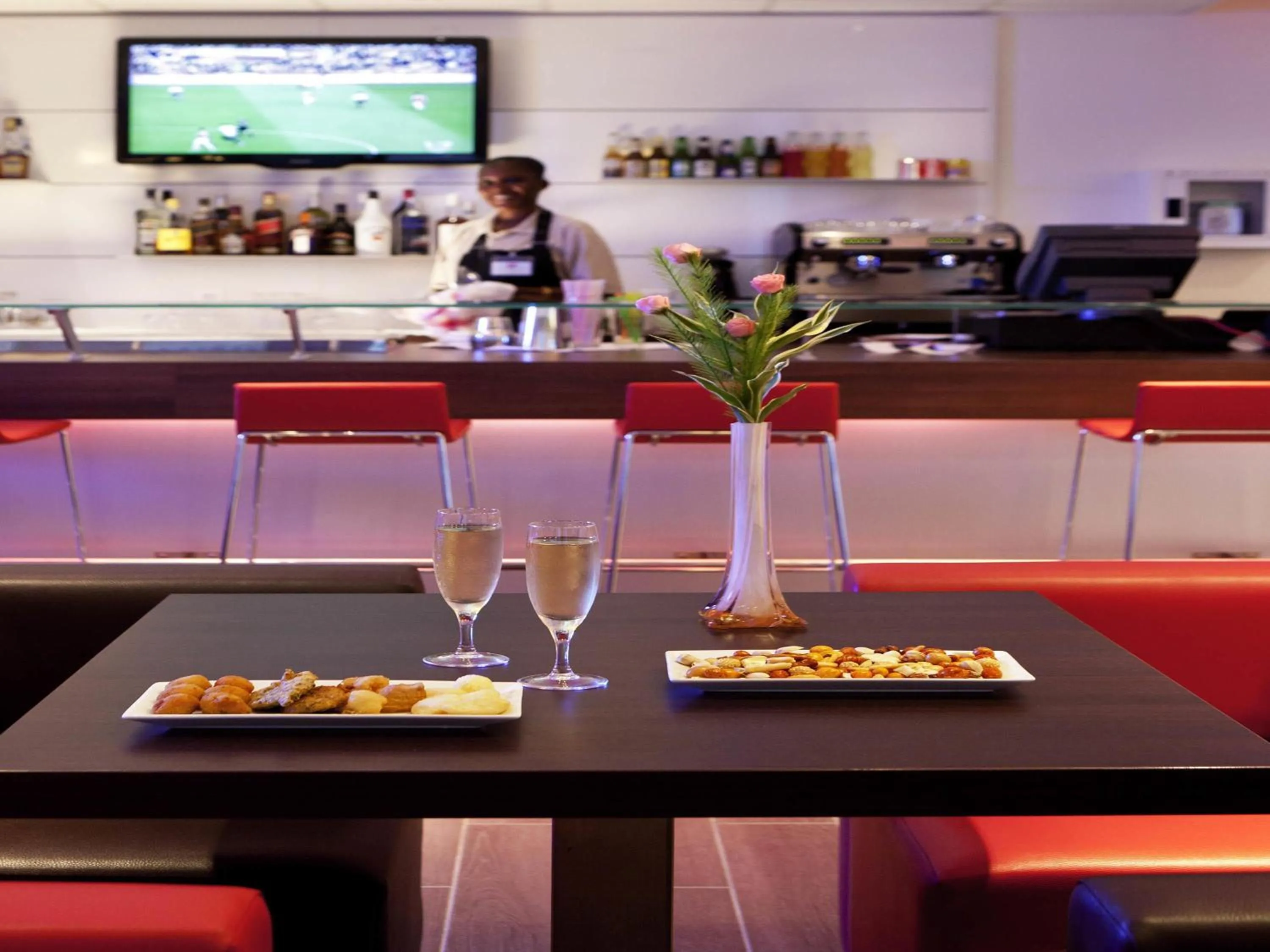 Lounge or bar in Ibis Bata