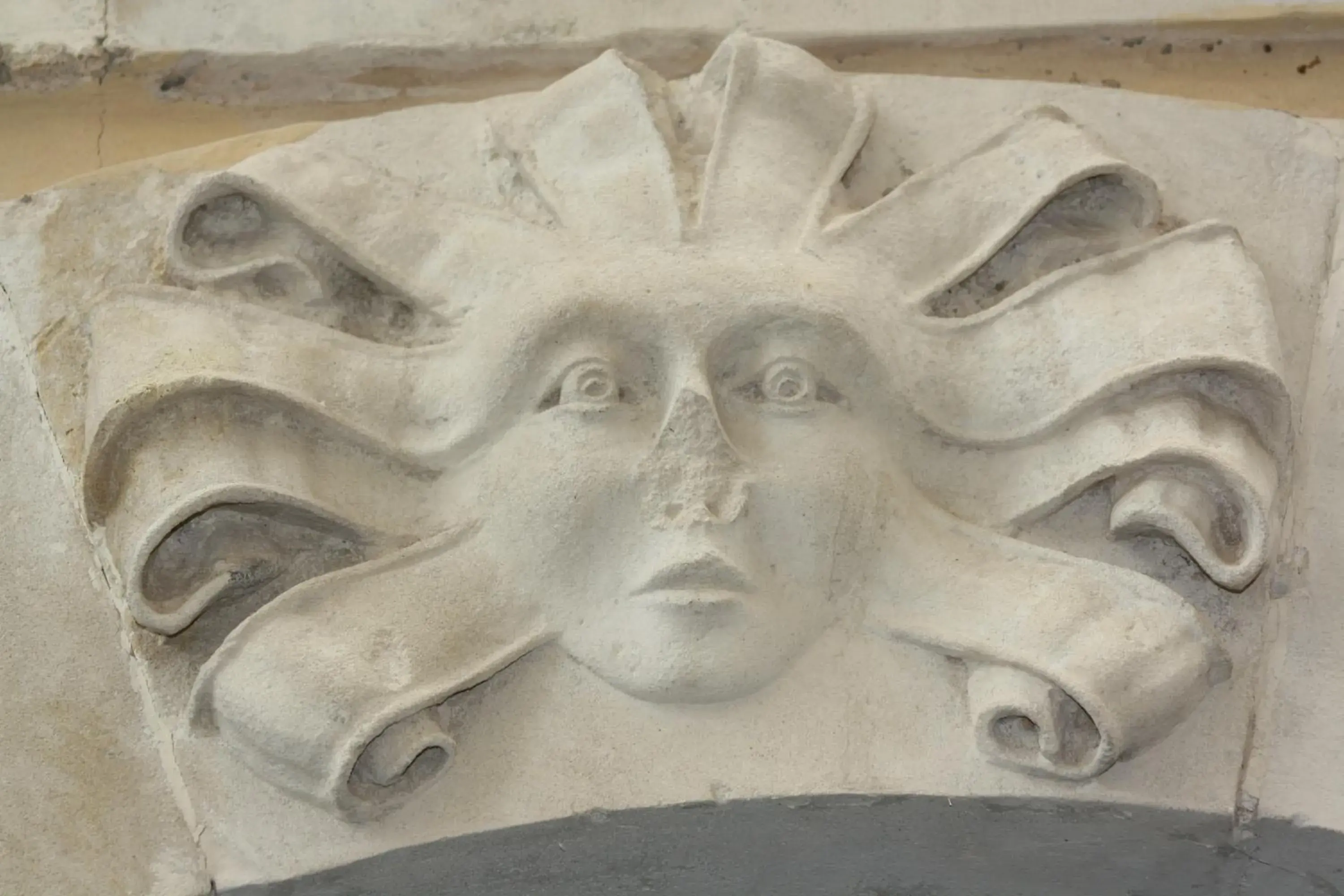 La Chiave di Volta La Chiave di Volta