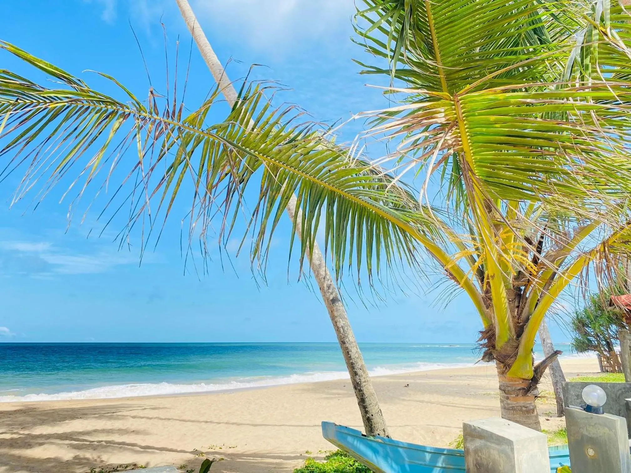 Rainbow Beach Hotel