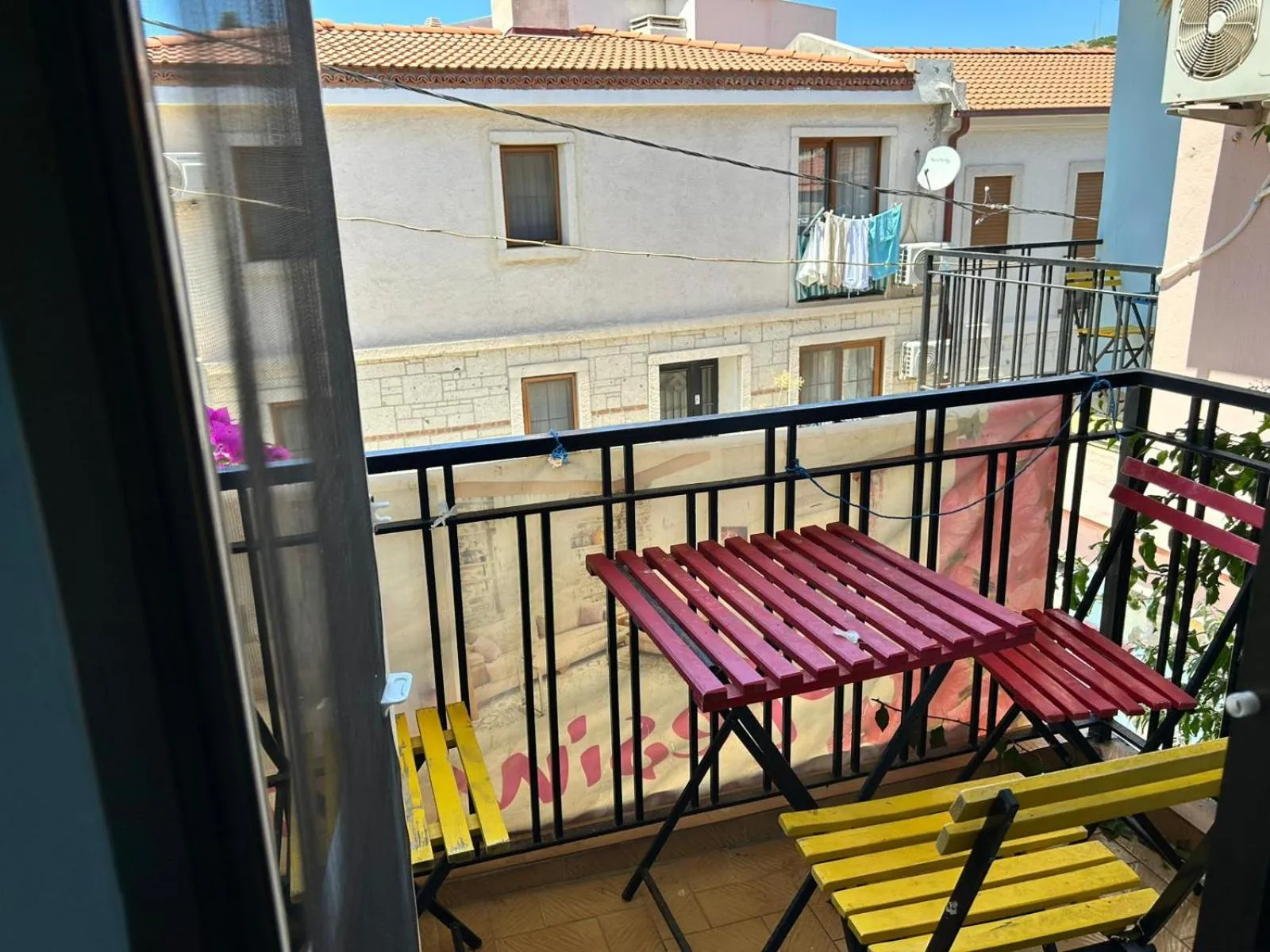 Balcony/Terrace in Yeşim Pansiyon