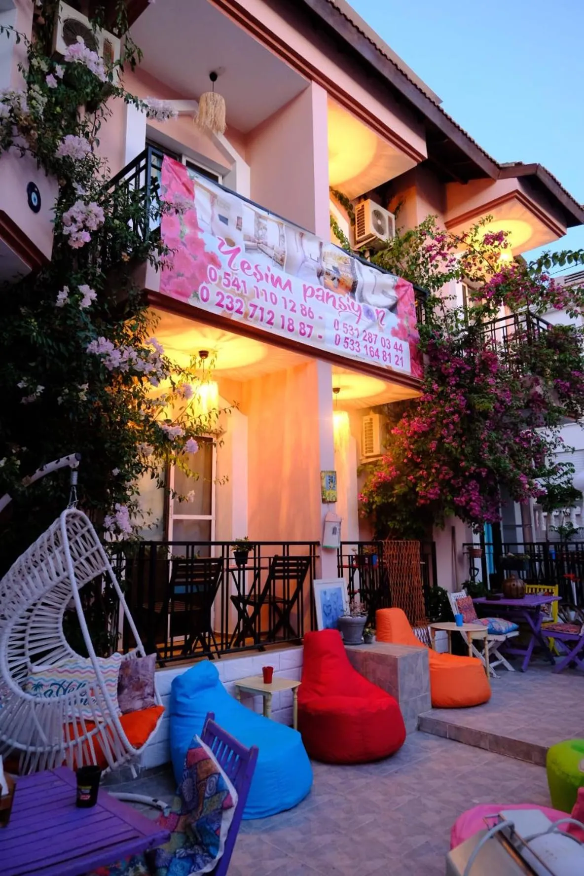 Balcony/Terrace in Yeşim Pansiyon