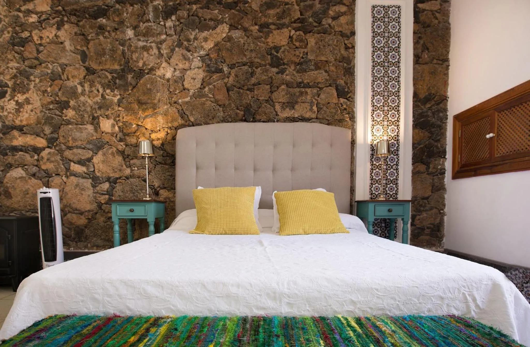 Bed in El Charco Suites