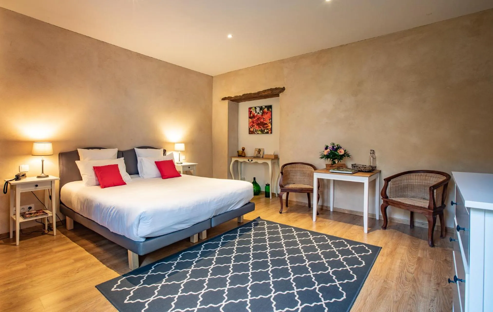 Bedroom, Bed in Le Castel Pierre - 7ch&7sdb avec clim, piscine XL, salle fitness et sauna pour 18 personnes