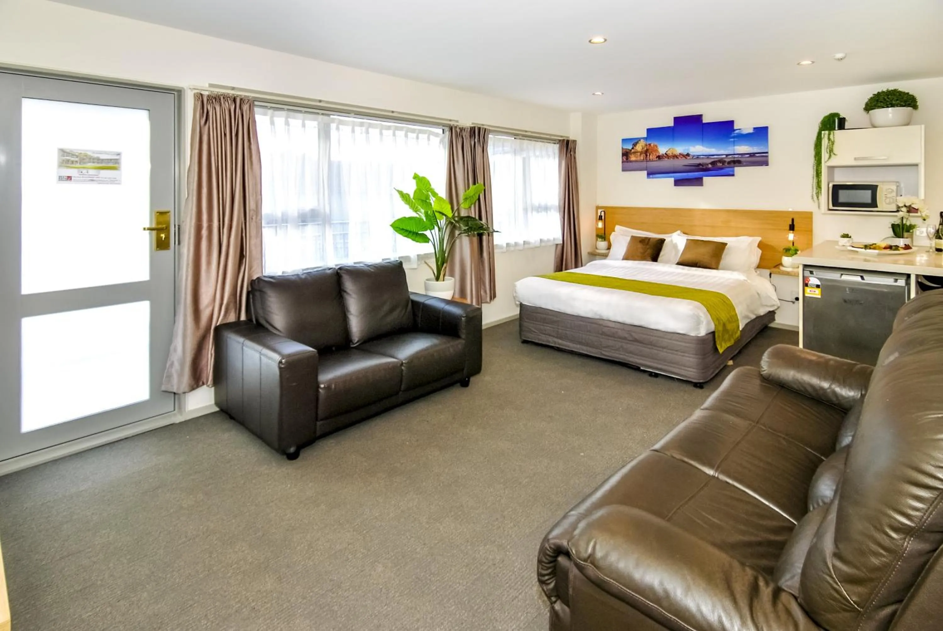 Bed in Newlands Court Motel