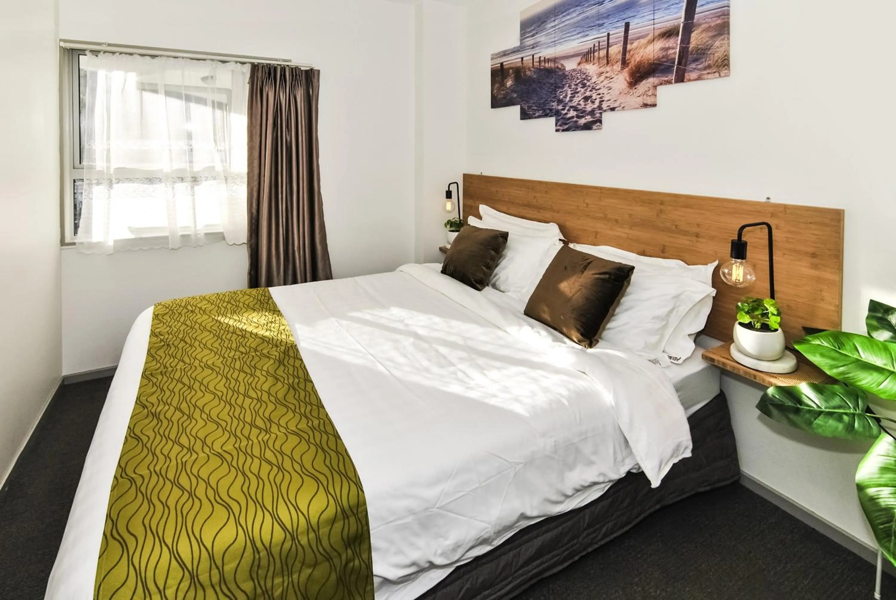 Bed in Newlands Court Motel