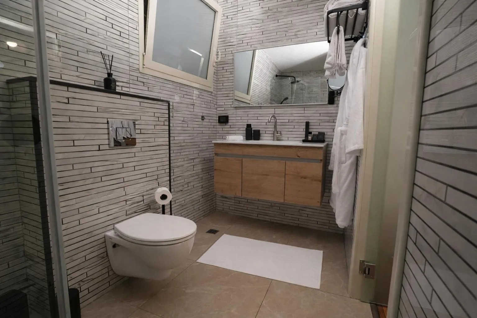 Shower in One Apartments TLV