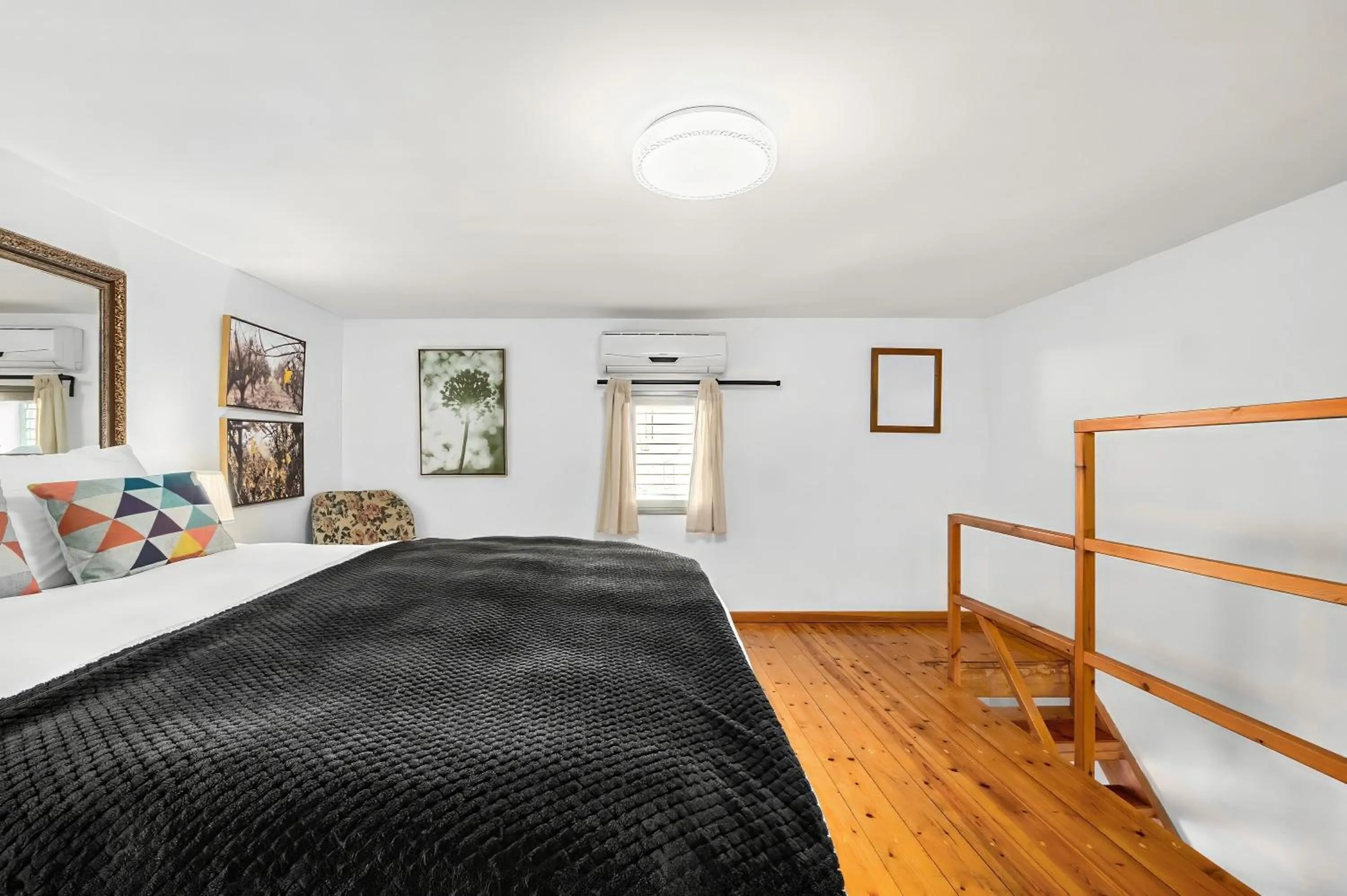 Bed in One Apartments TLV