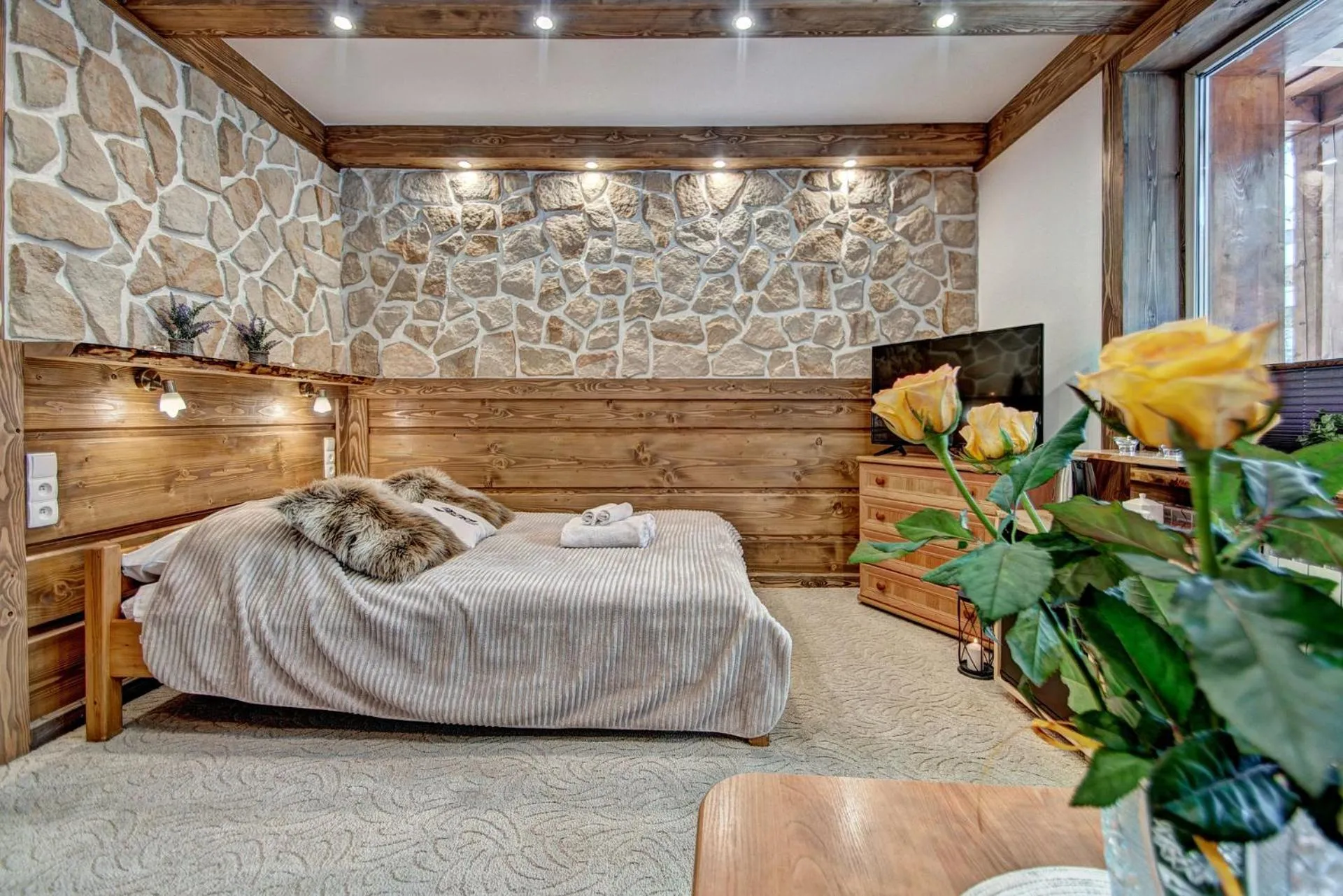 Photo of the whole room, Bed in Willa Weronika