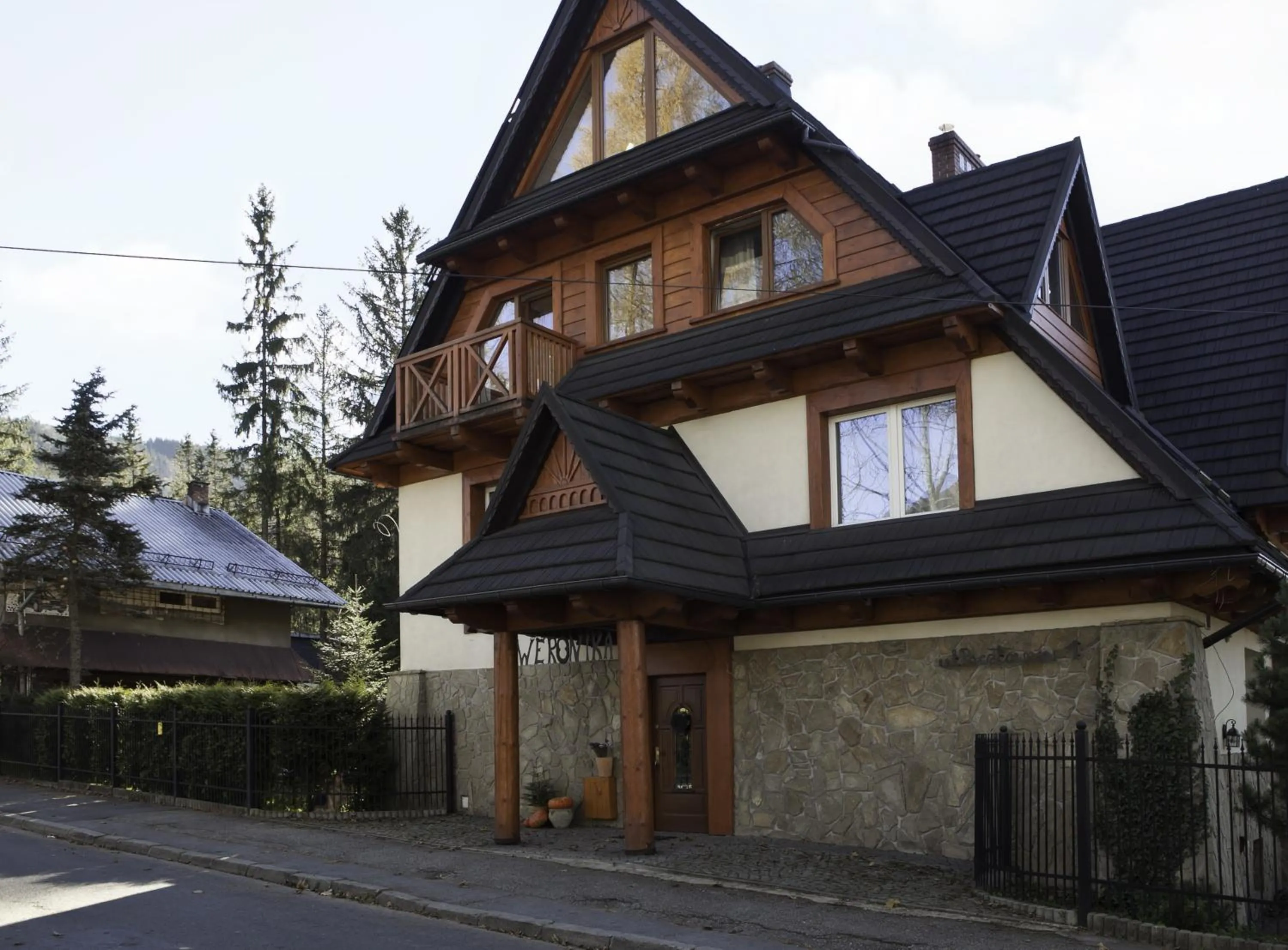 Facade/entrance in Willa Weronika